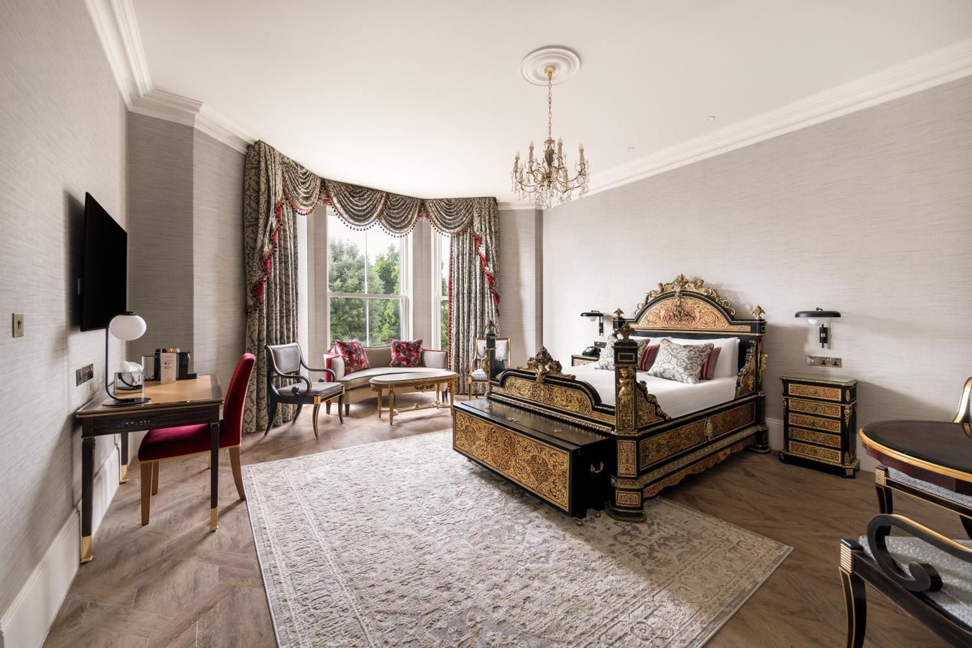 Queen Suite
