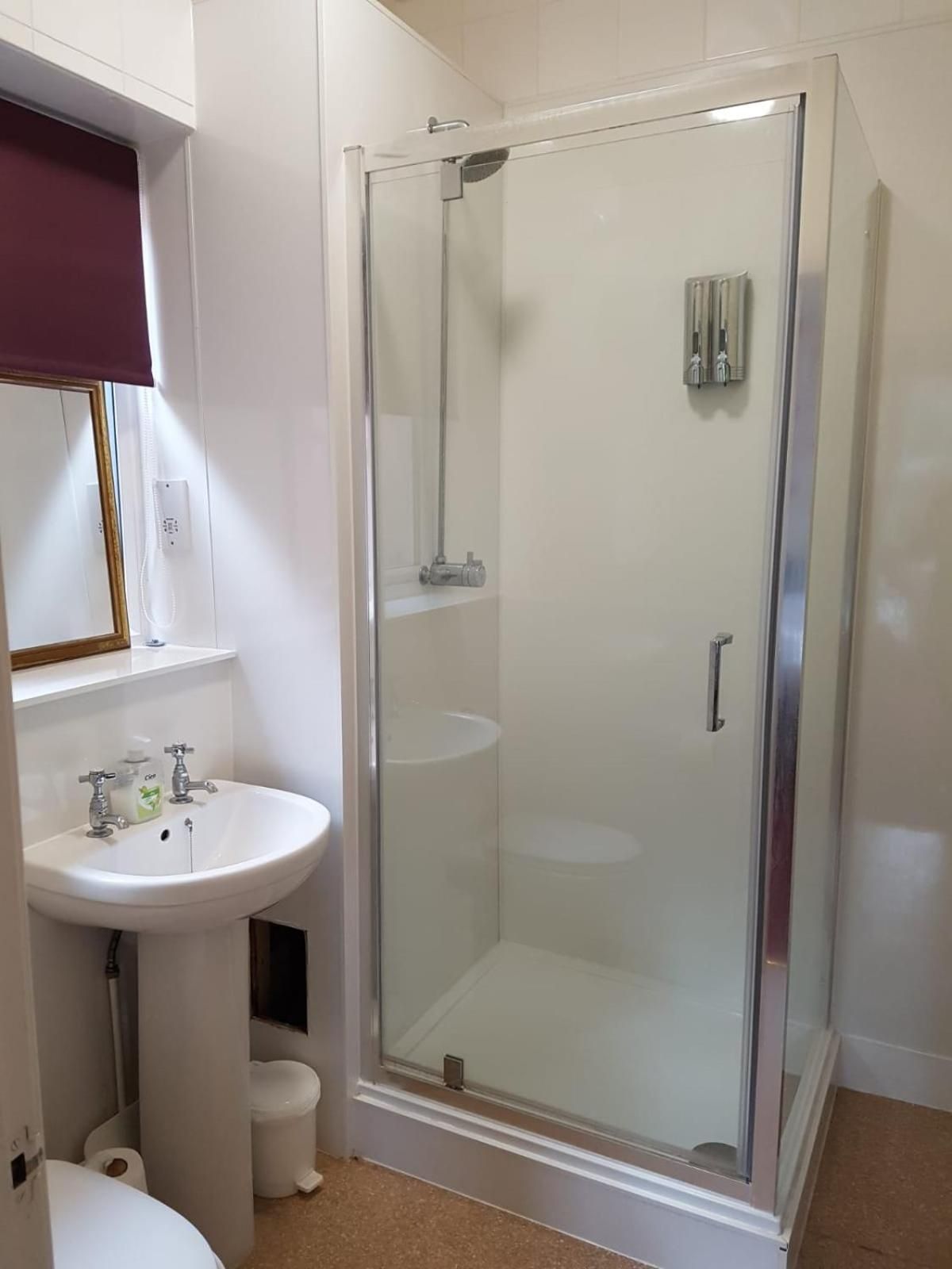 Quadruple Room with Shower