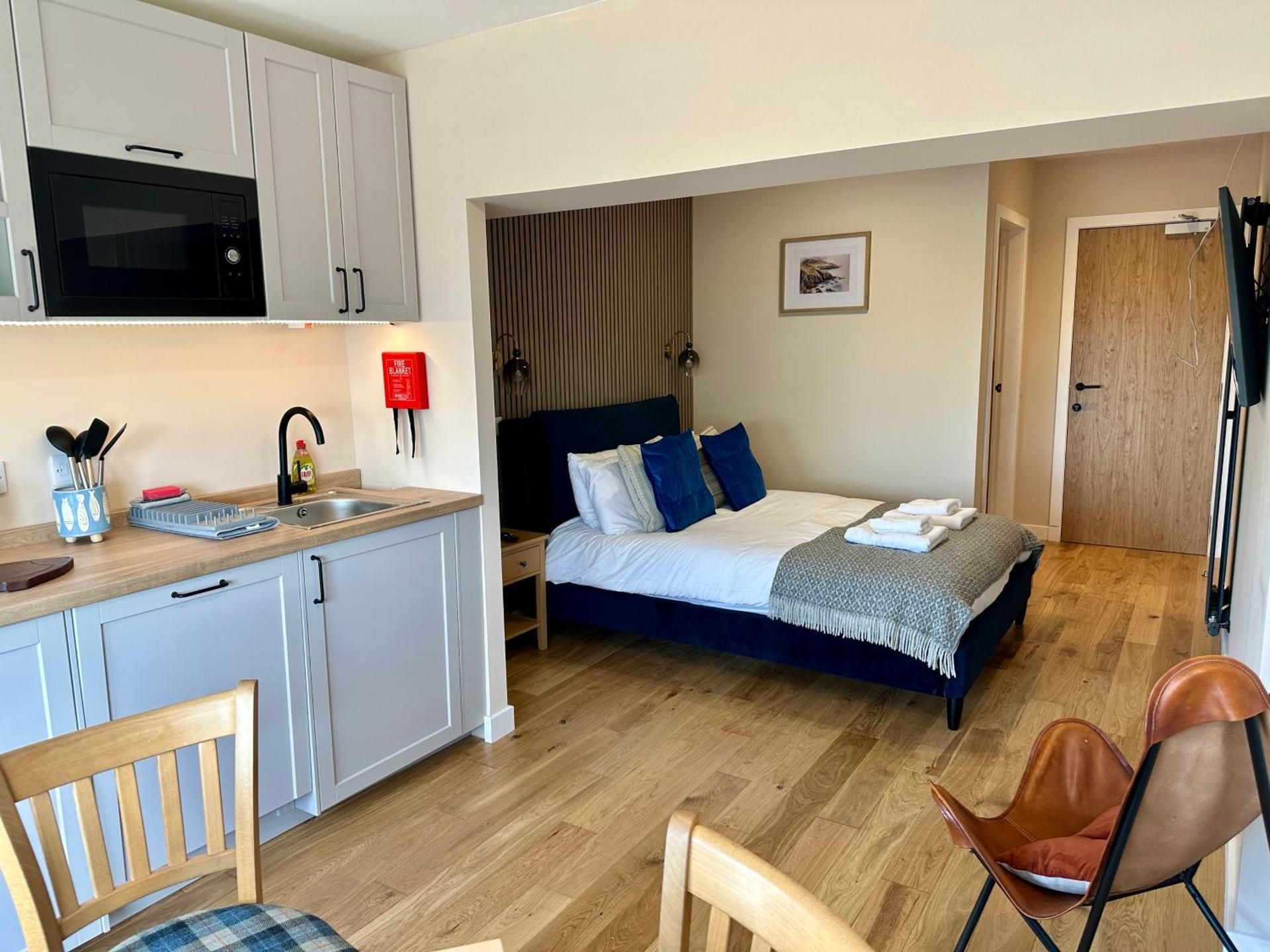 Studio Apartment with Sea View