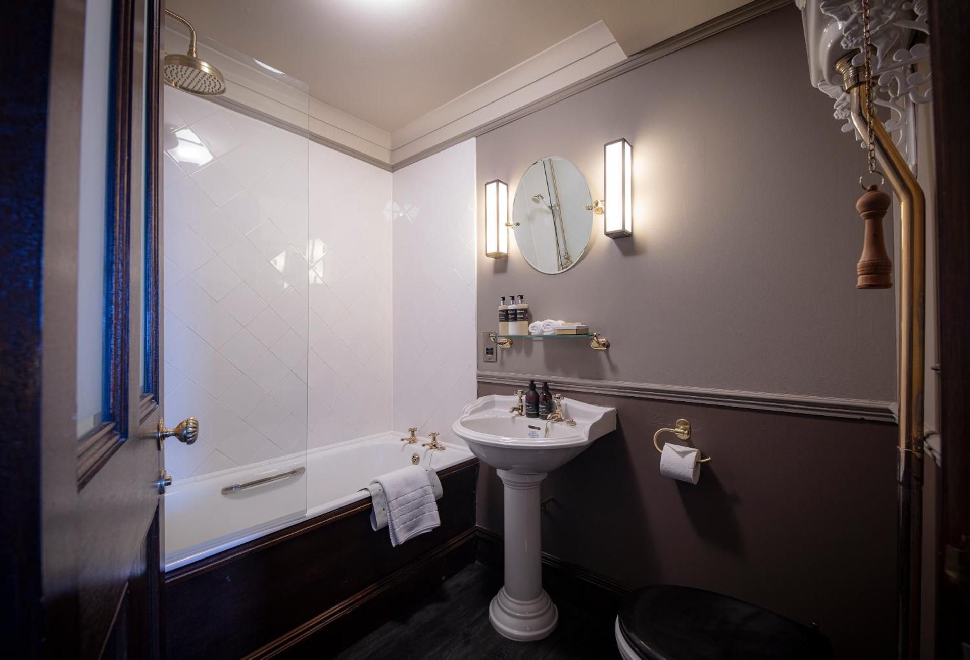 Main Hotel - Premier Room with Sea View