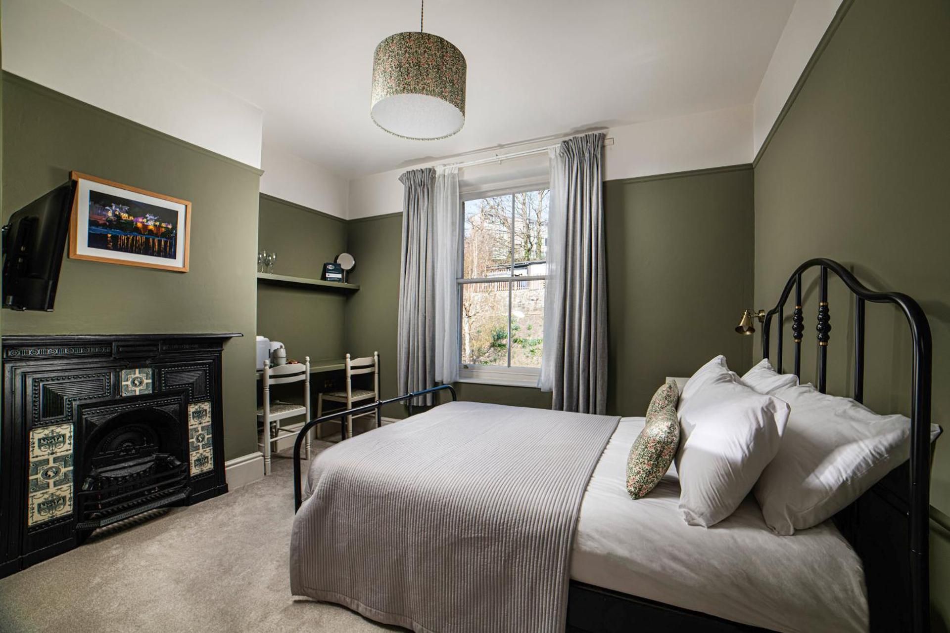 Double Room with Private Bathroom