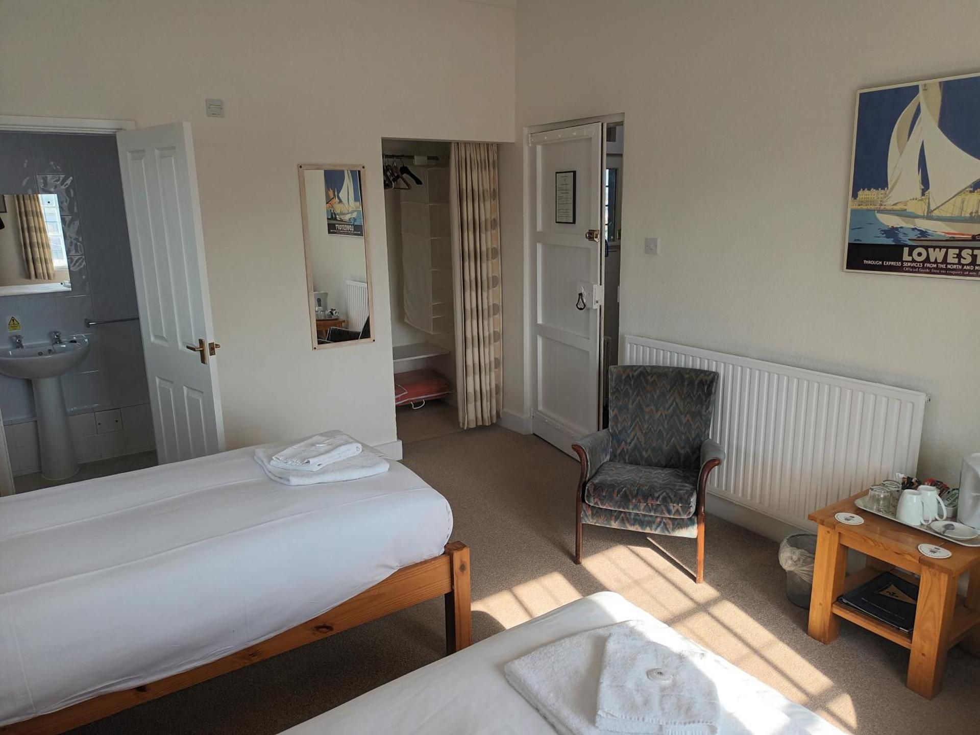 Twin Room with Sea View