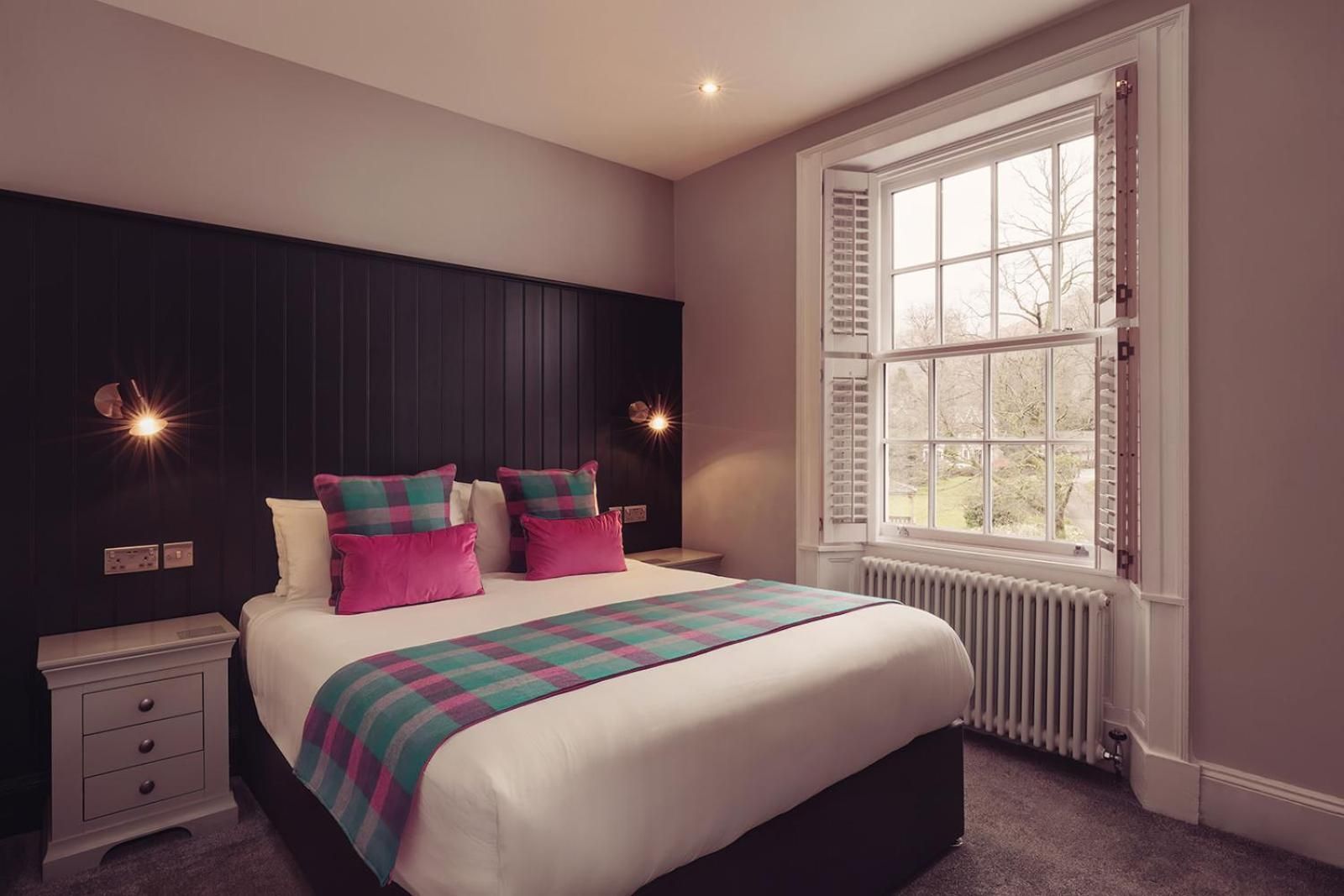 Nests & Nooks, Double