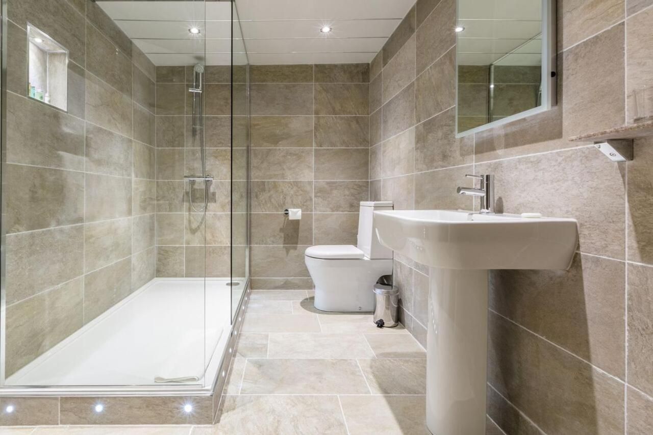 Glen Rothay Double Room 3