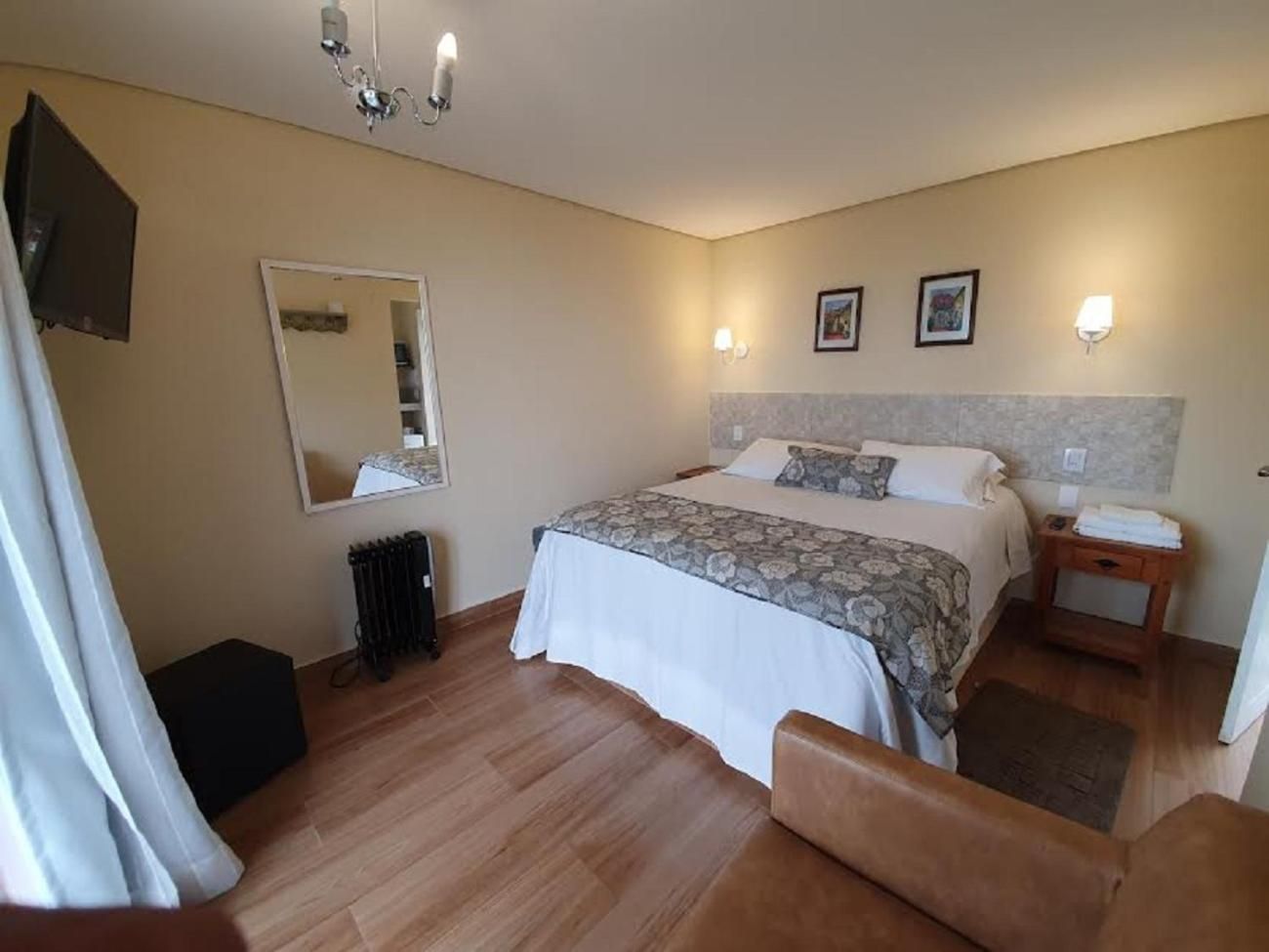 Chalet with Spa Bath