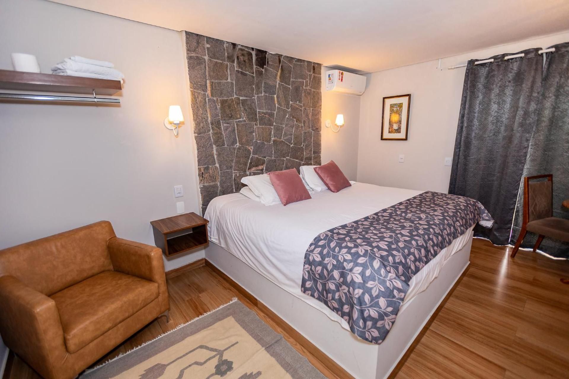 Chalet Superior with Spa Bath and Fireplace