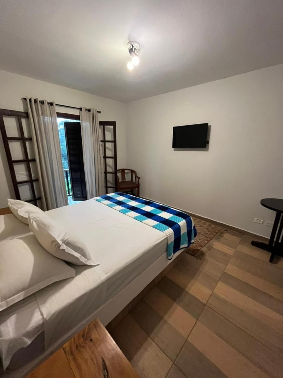 Standard Suite