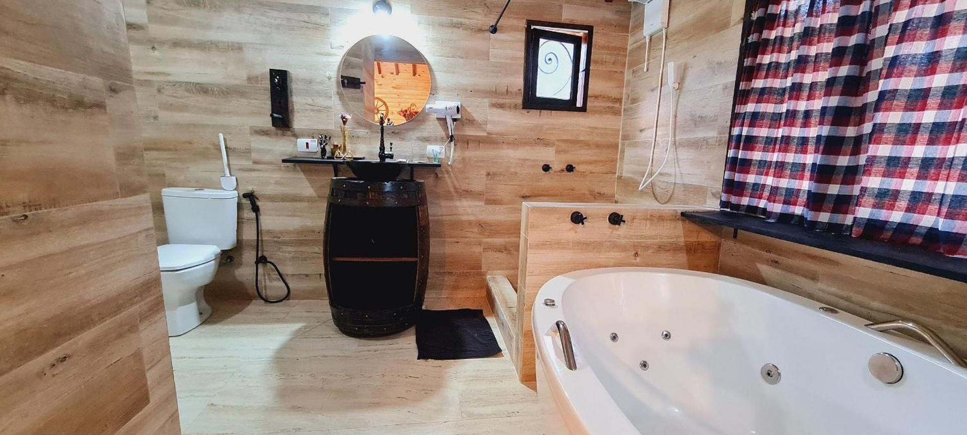 Premium Bungalow with Spa Bath