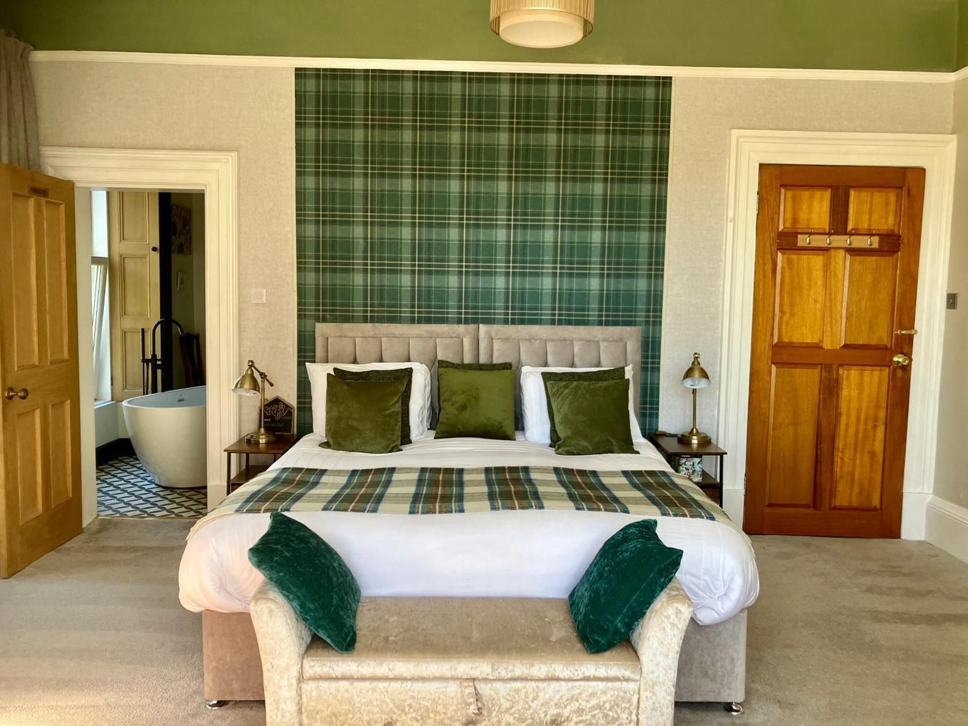 Double Room with Private Bathroom