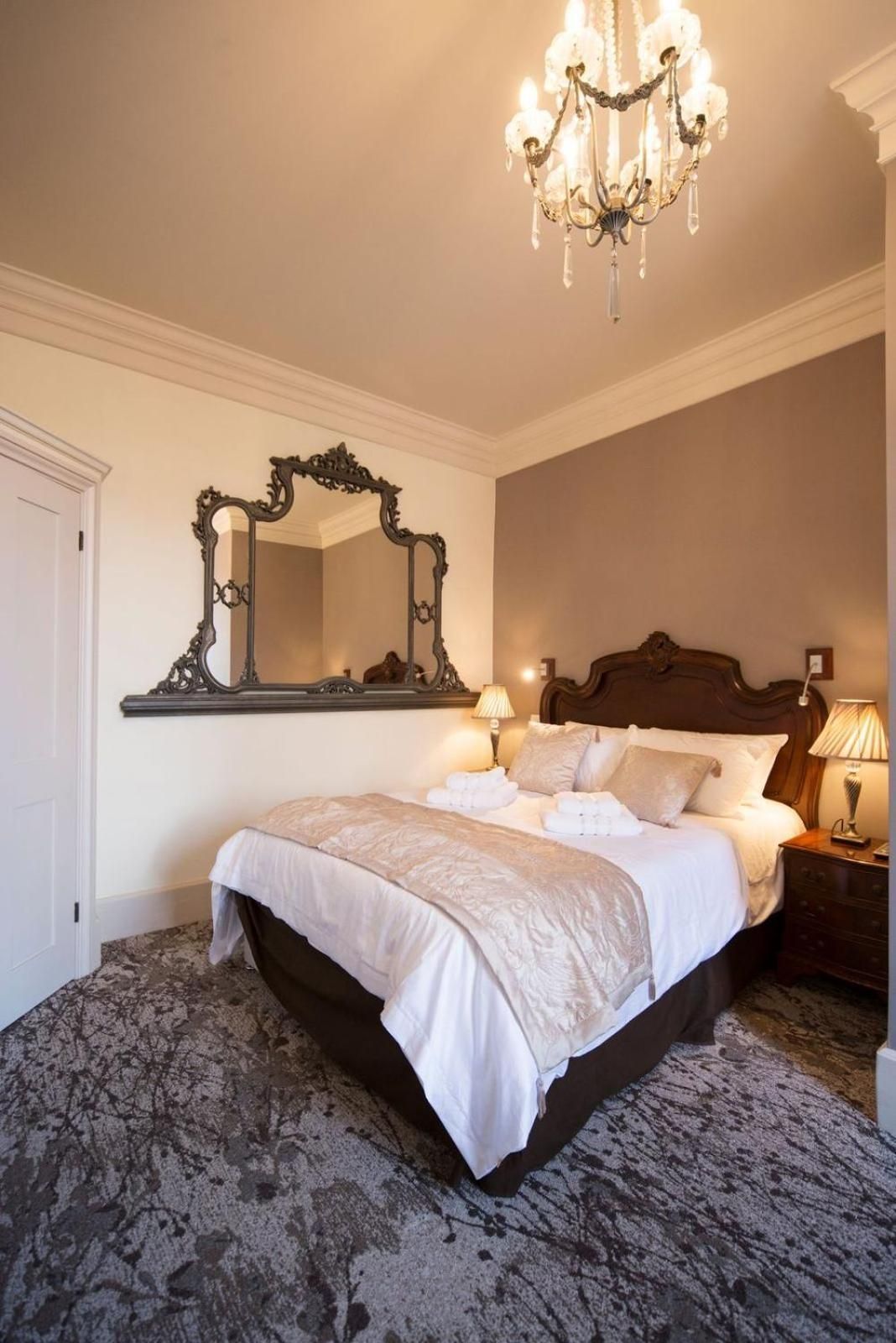 East Walls Hotel Standard Double Room 2