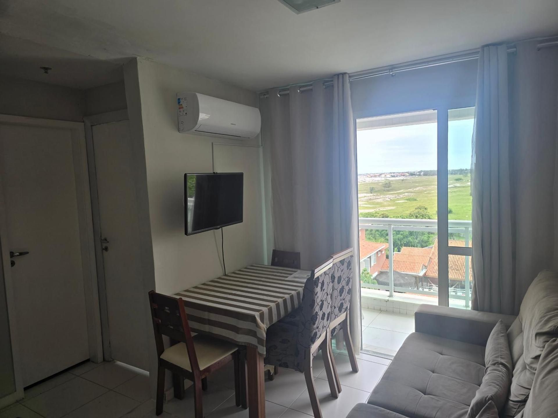 Deluxe One-Bedroom Apartment