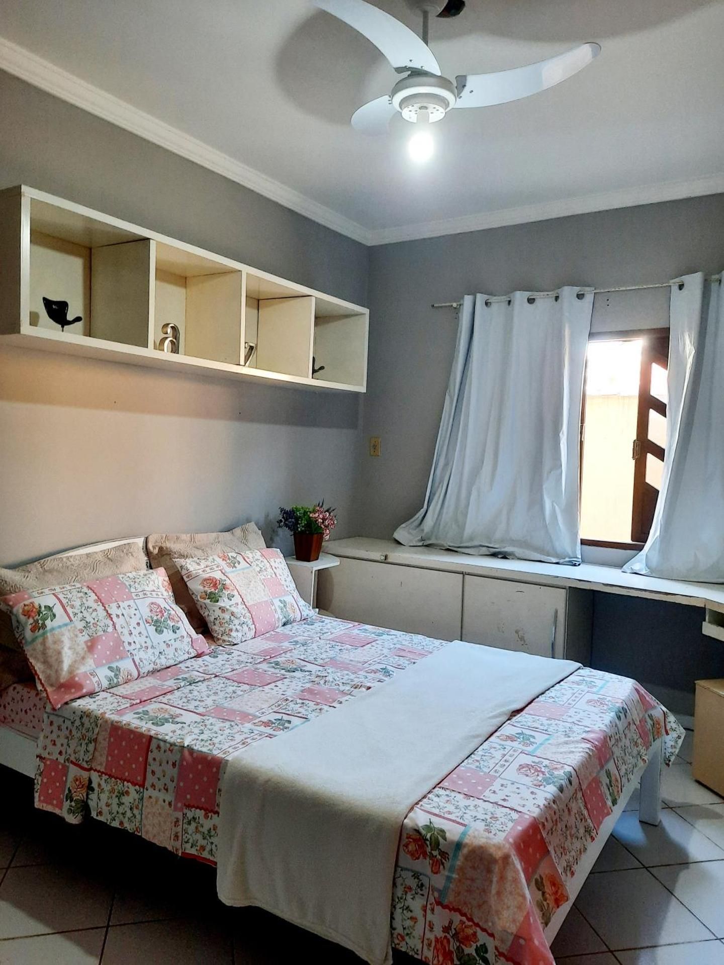 Standard Double Room with Shared Bathroom
