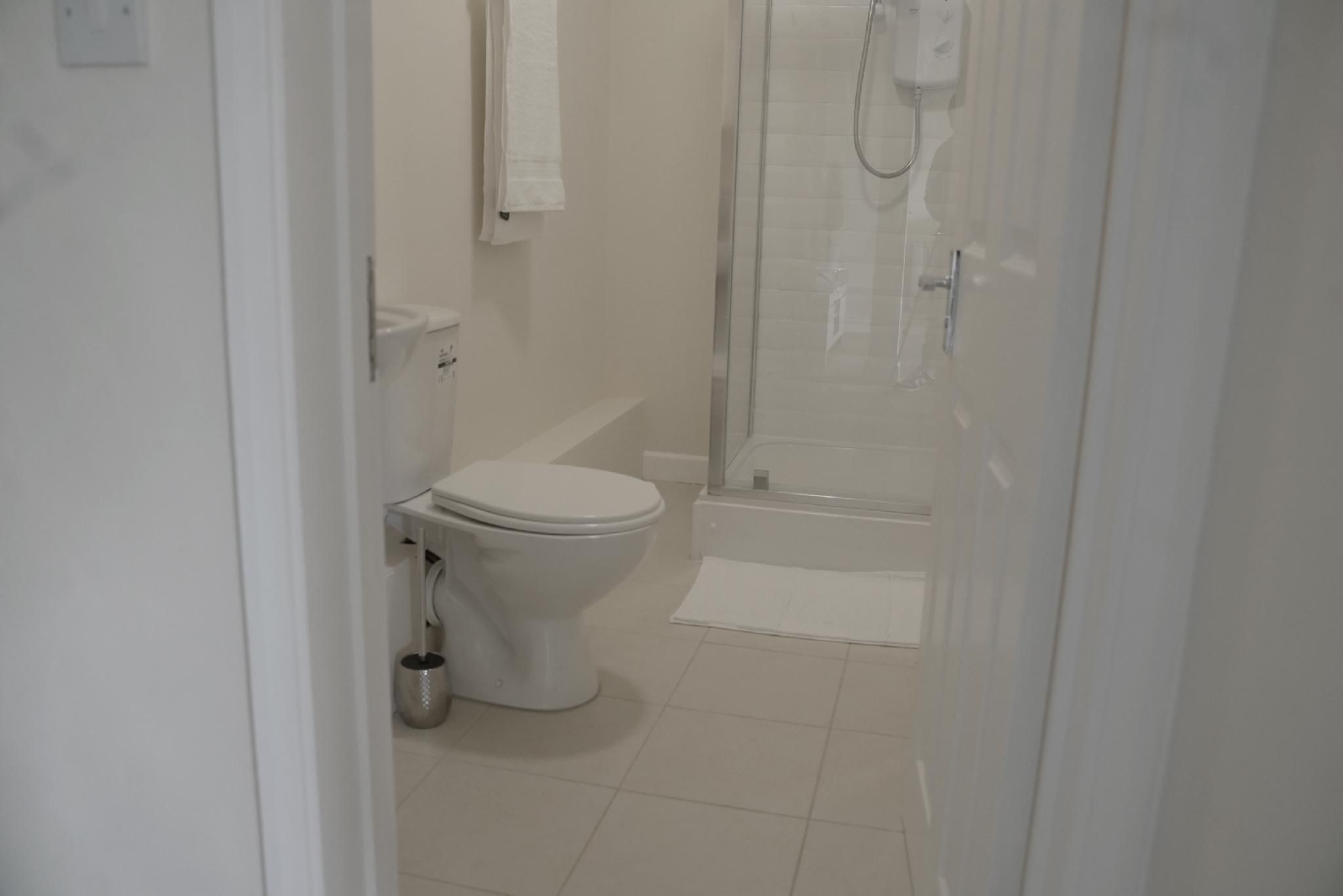 City View-Apartment-Private Bathroom