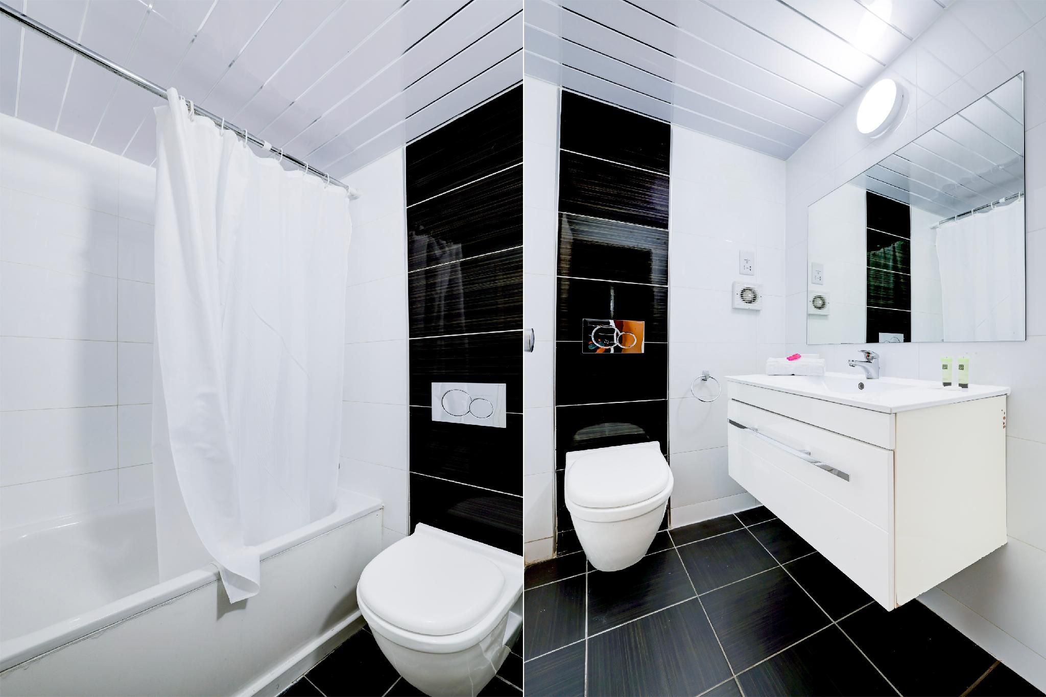 OYO The Chiltern Hotel Standard Twin Room 9