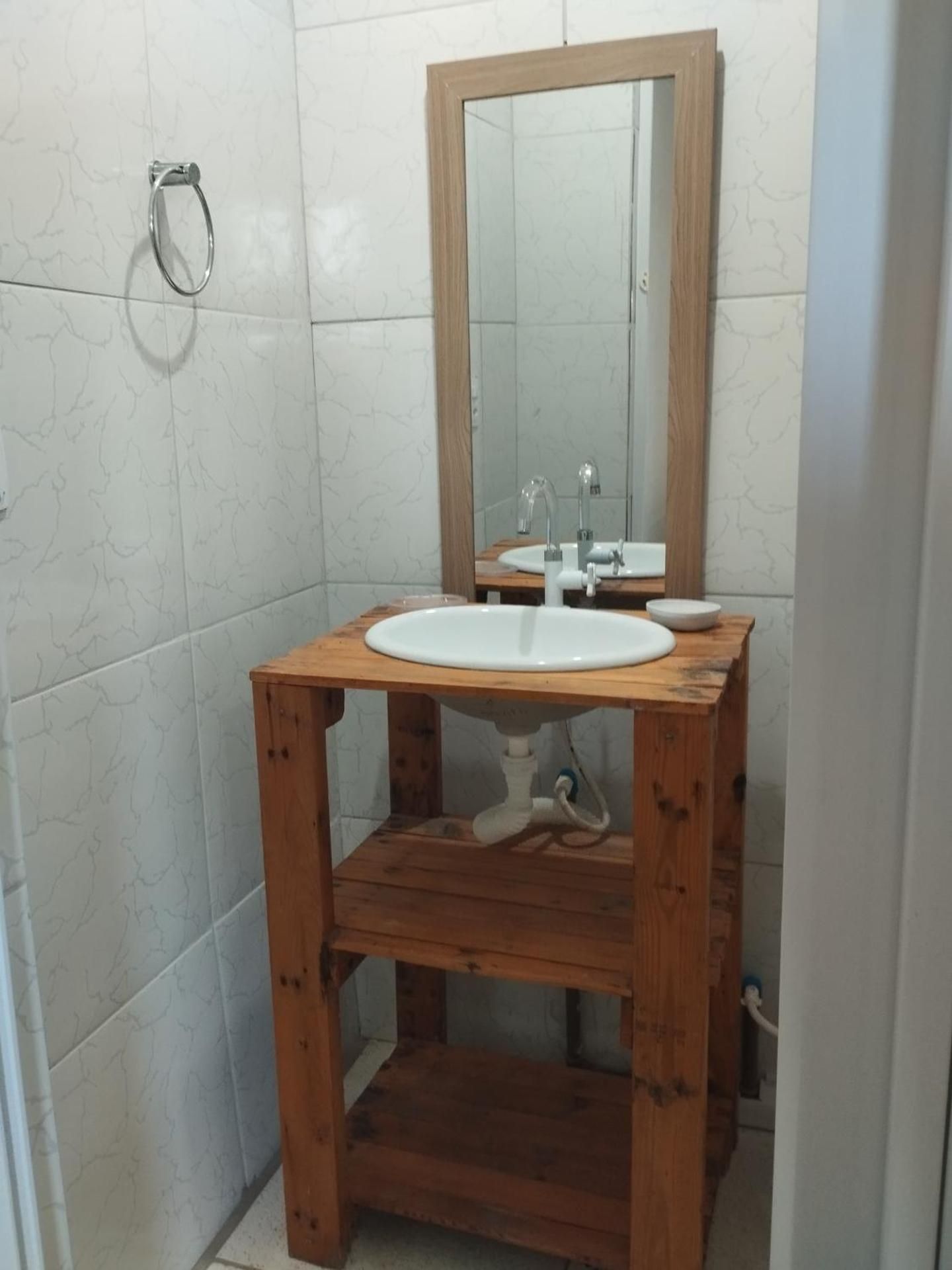 Basic Triple Room with Shared Bathroom