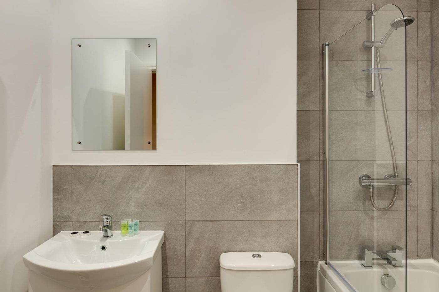 Apartment - 2 Bedrooms for 3 People