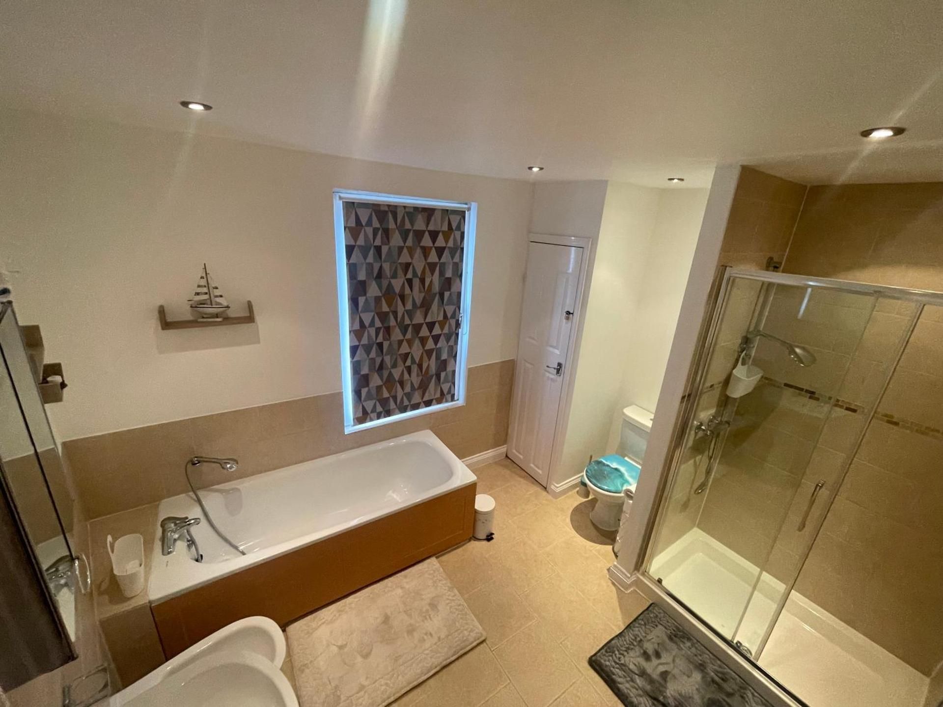 Single Room with Shared Bathroom
