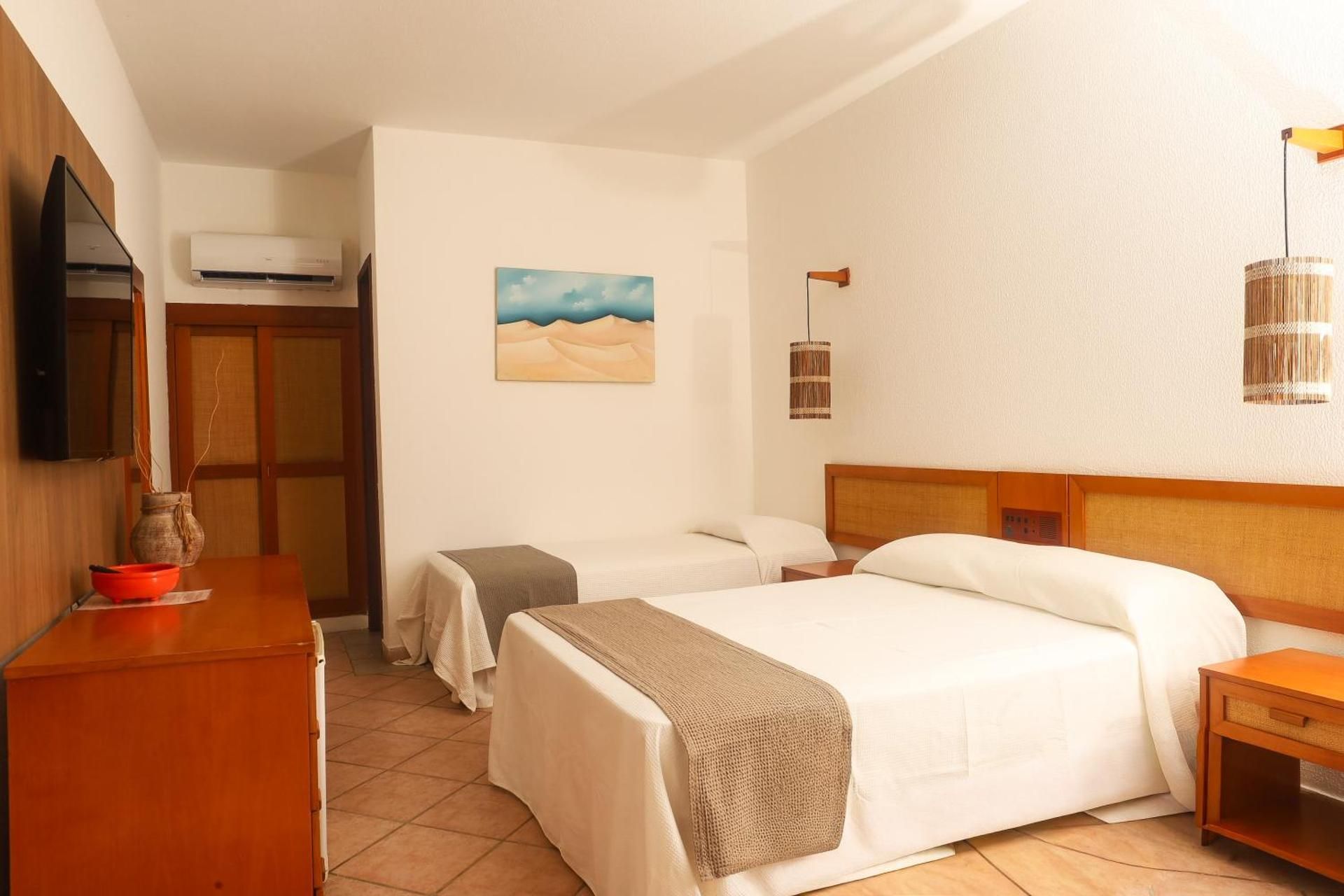 Triple Room