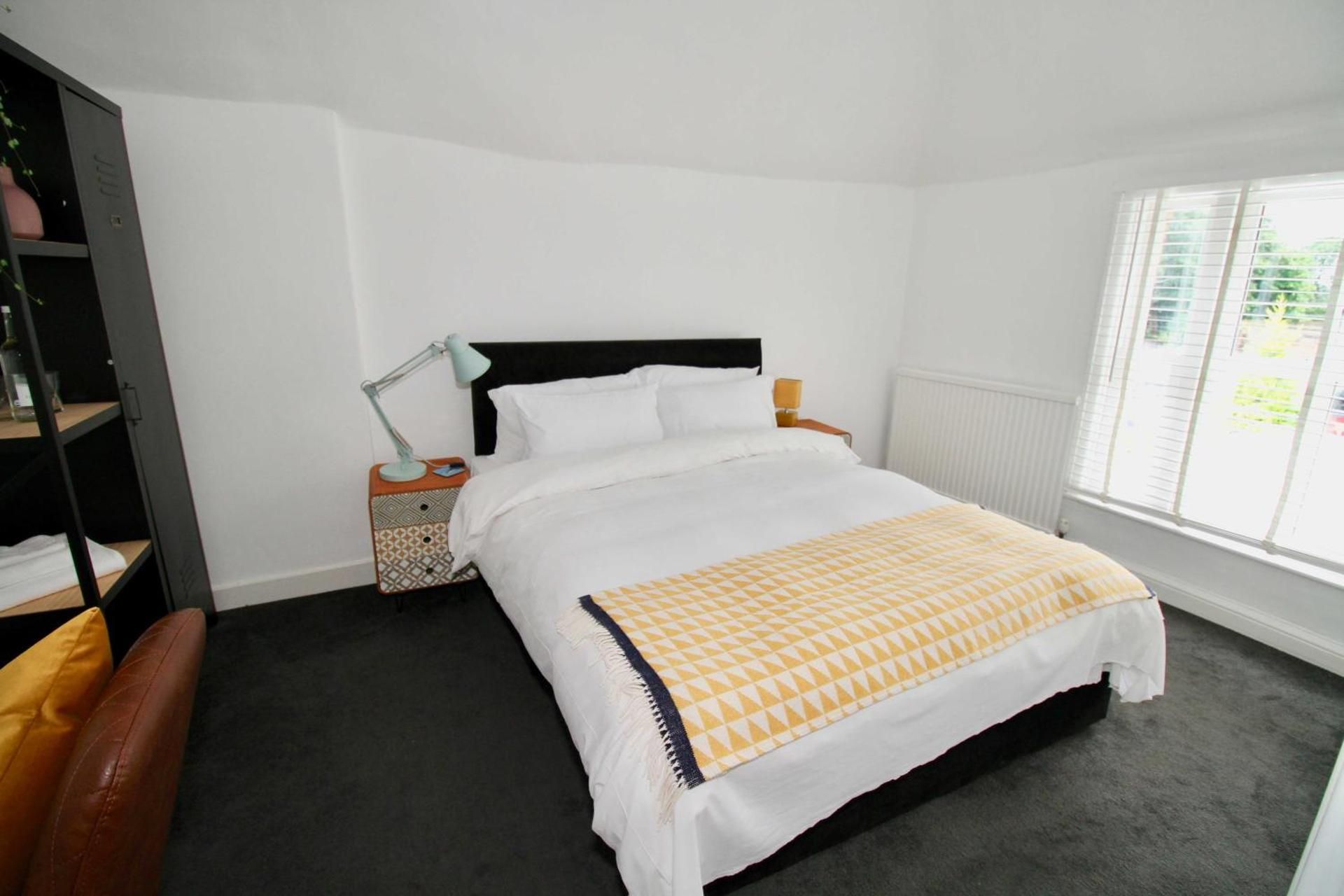 Deluxe Double Room with Bath