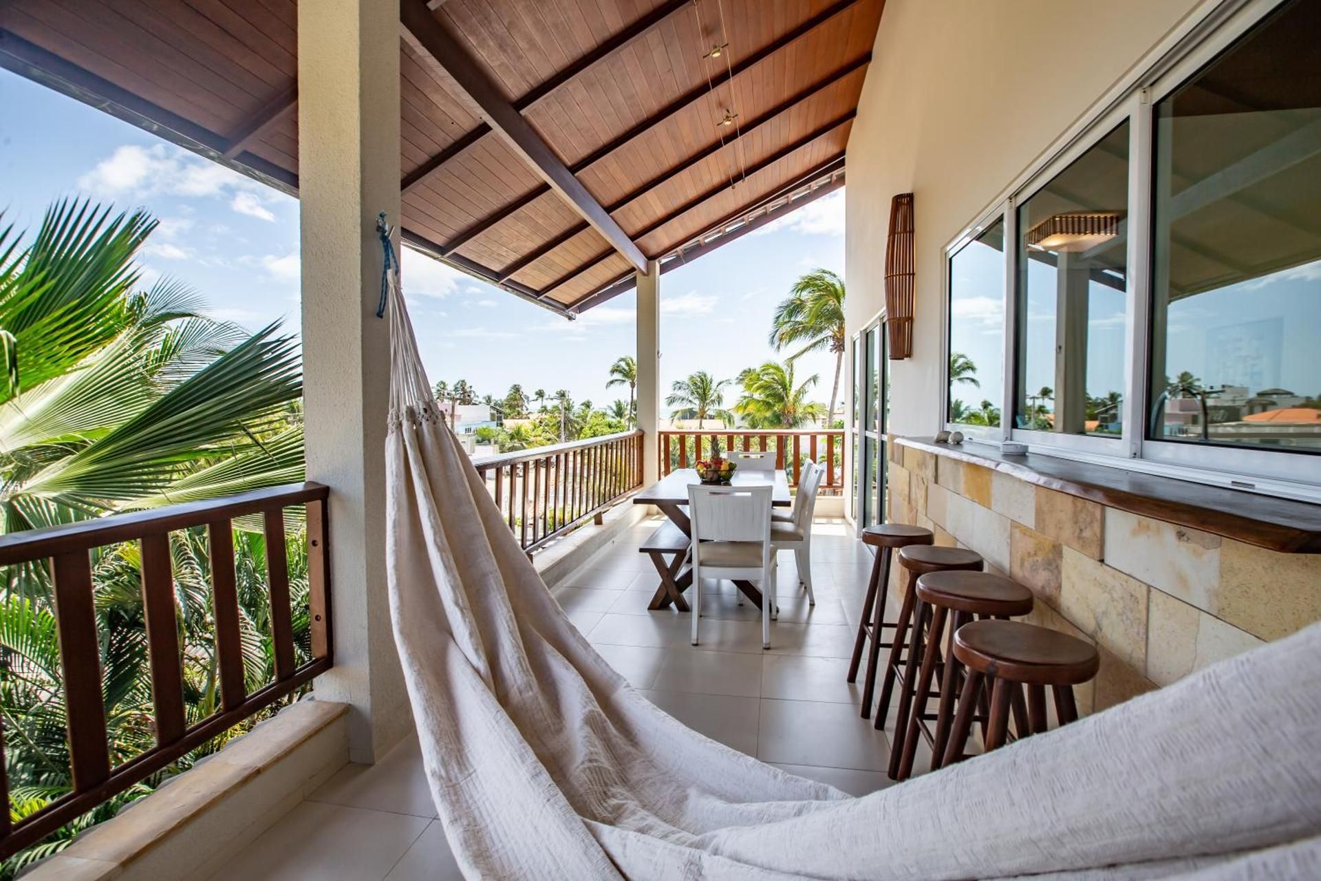Two-Bedroom Deluxe Apartment with Balcony