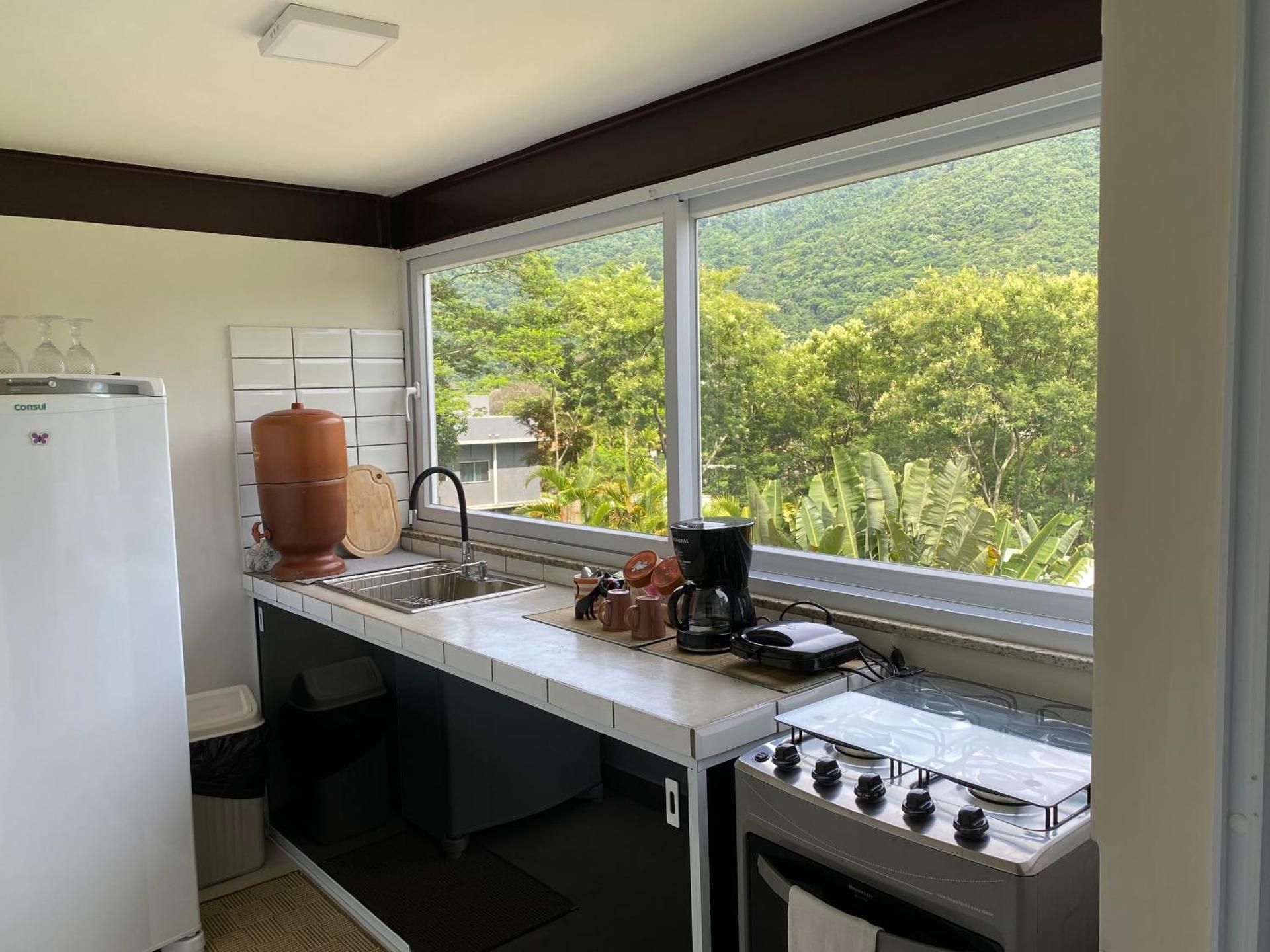 Studio with Mountain View