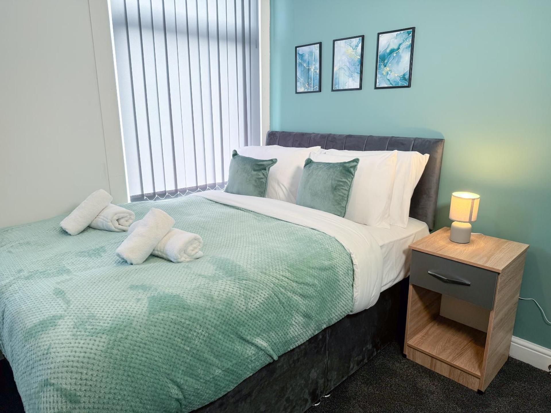 Double Room with Private Bathroom