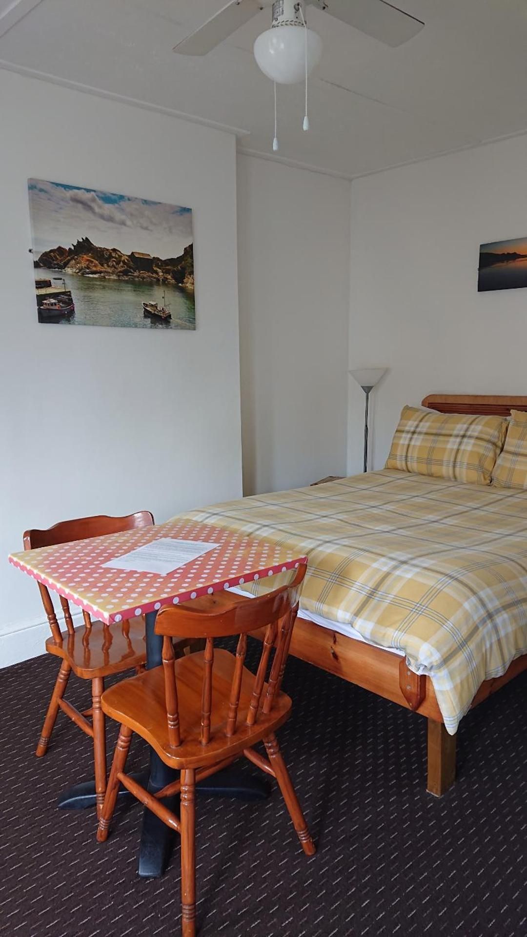 Room 1 Large Double Room- 1st Floor