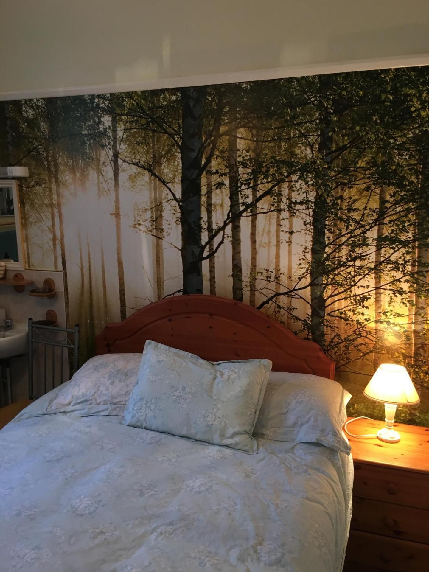 Single Room with Shared Bathroom and Toilet