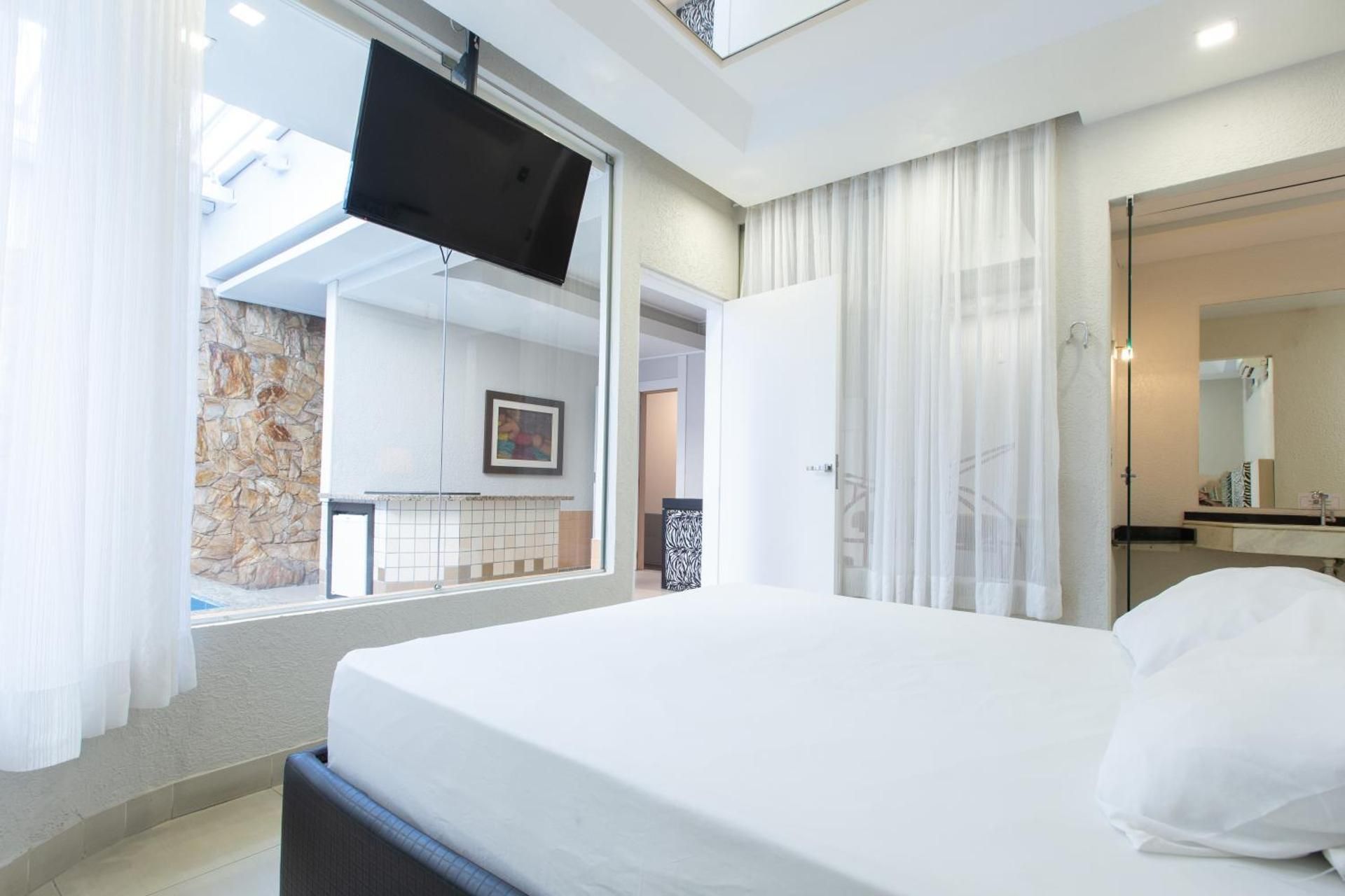Suite with Private Pool