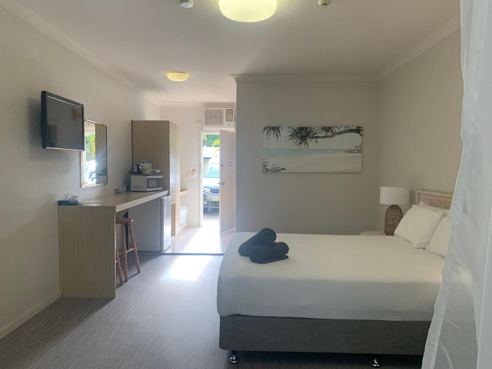 Queen Room - Pet Friendly