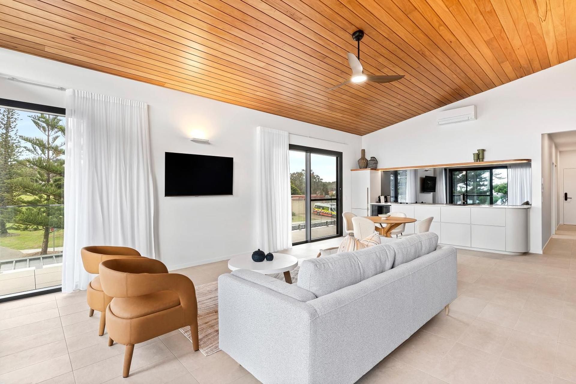 Deluxe Double Room with Balcony and Sea View