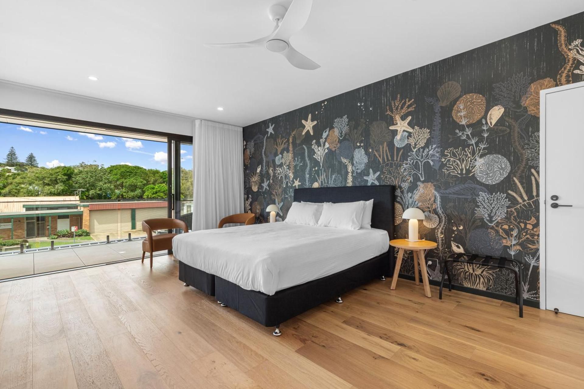 Queen Room with Sea View