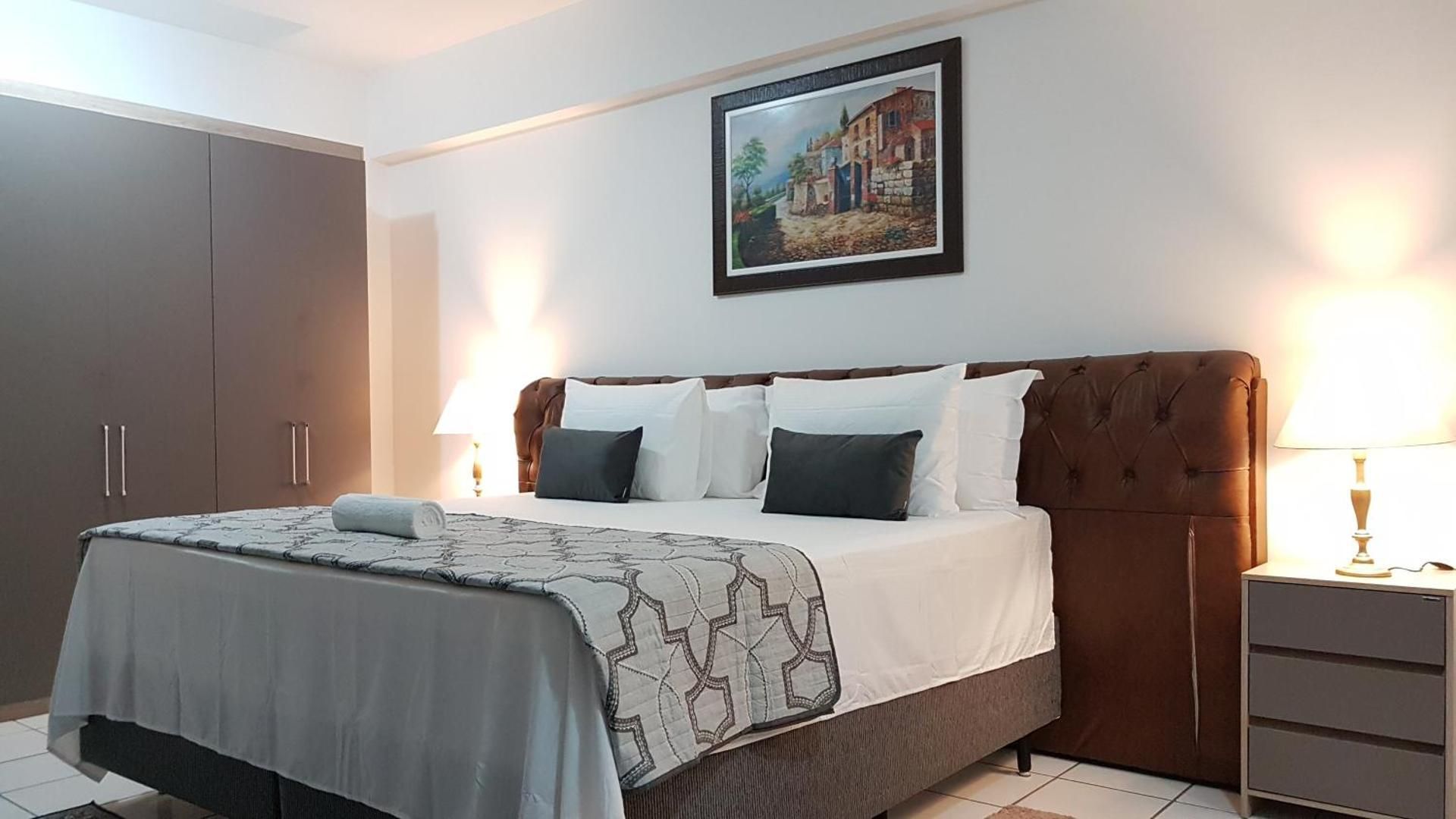 Deluxe King Suite