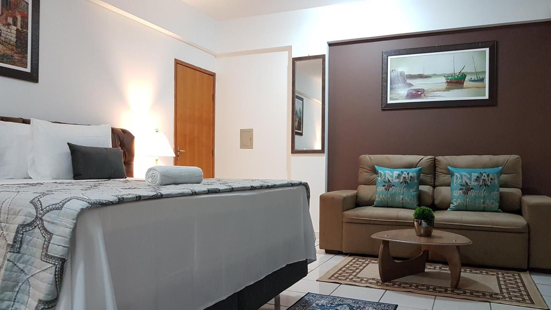 Deluxe King Suite