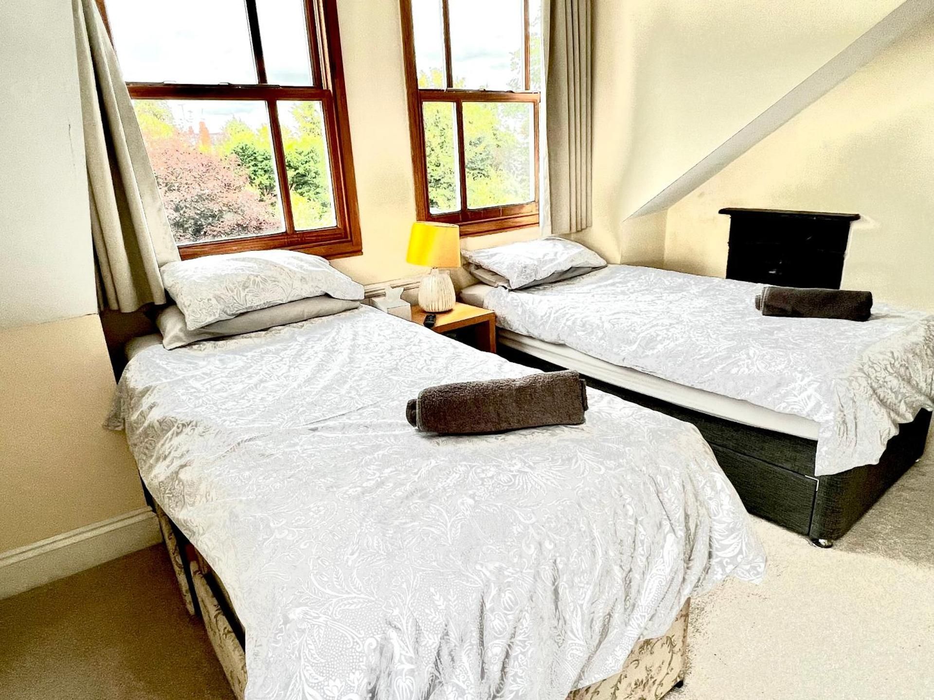  Twin Room with Private Bathroom