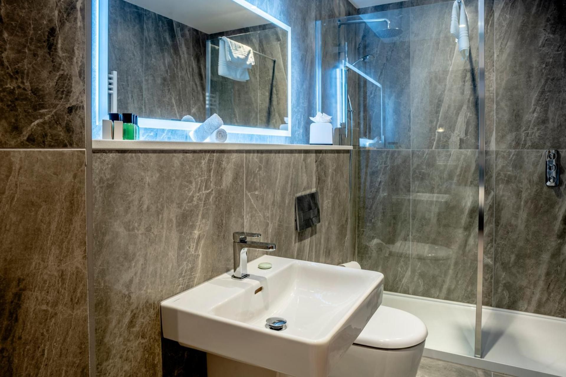 Super King or Twin Room