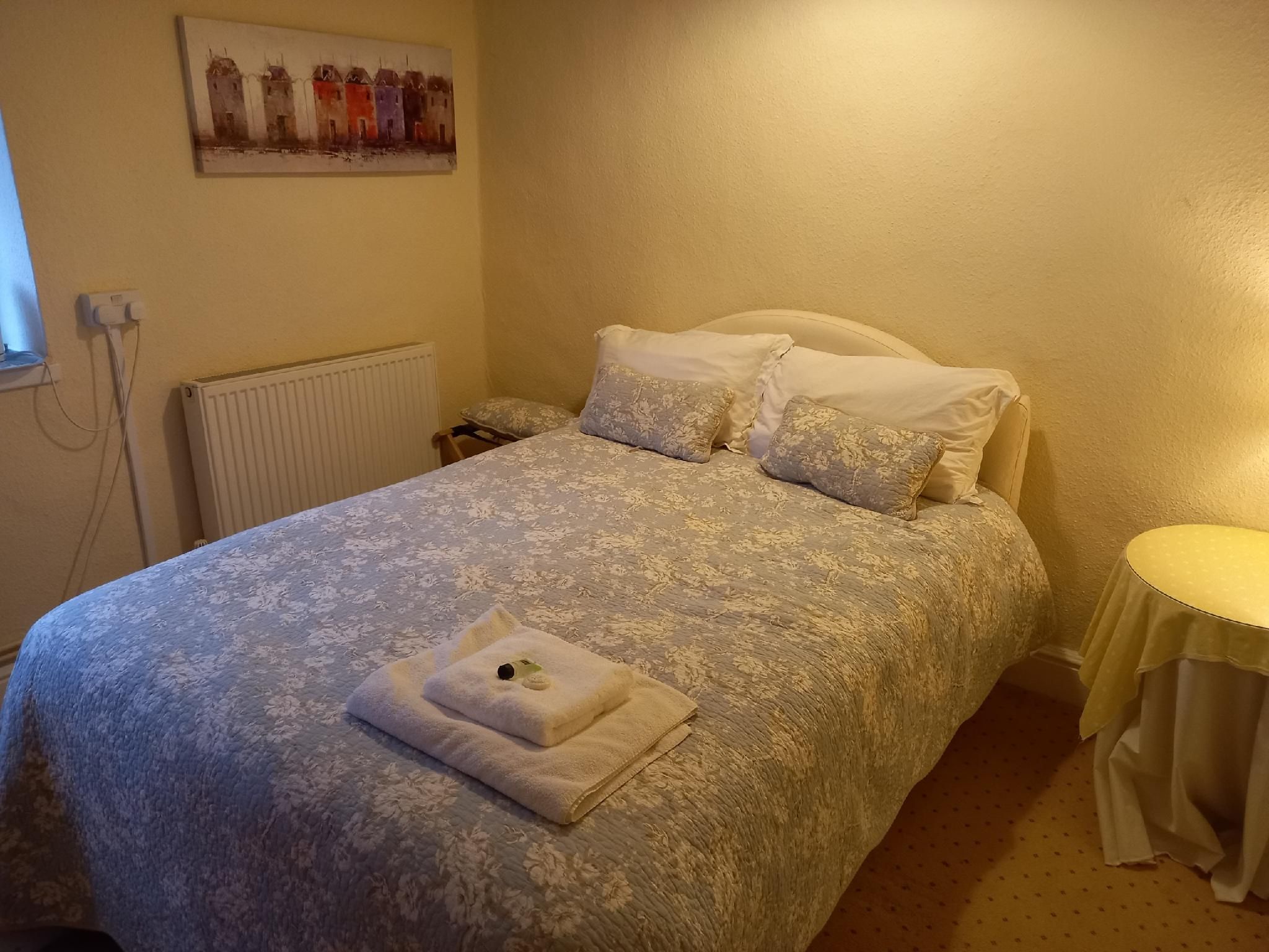 Double Room-Private Bathroom