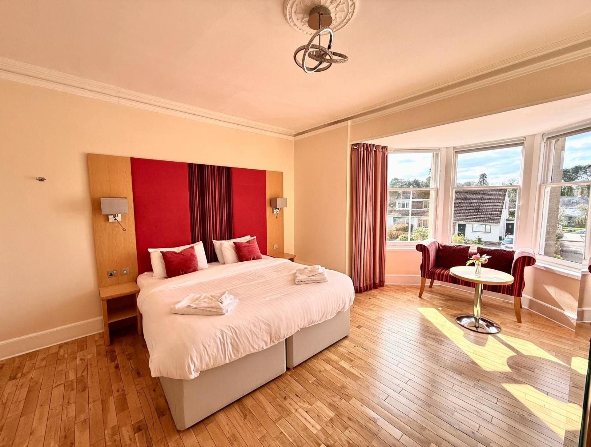 Deluxe Suite