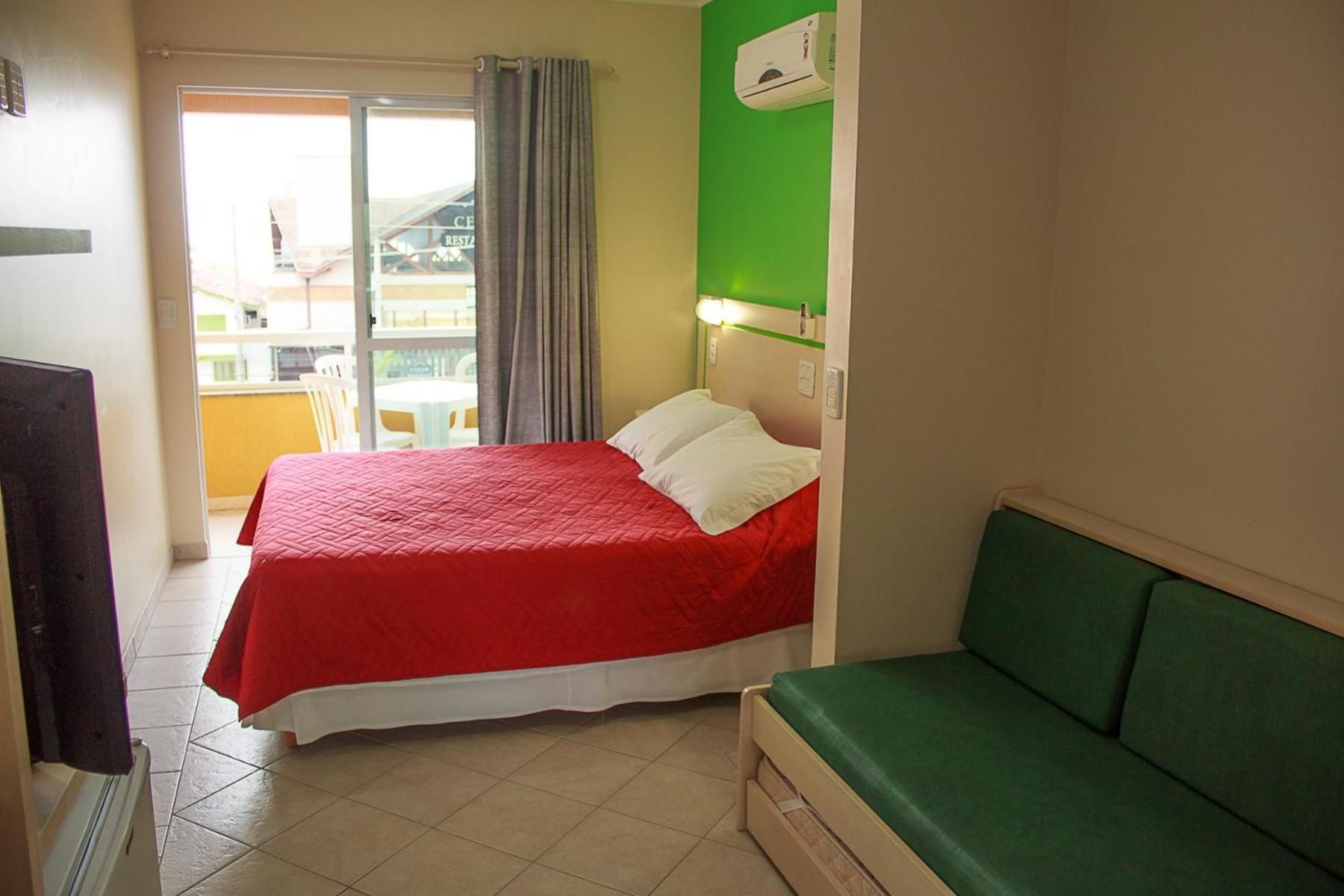 Classic Quadruple Room