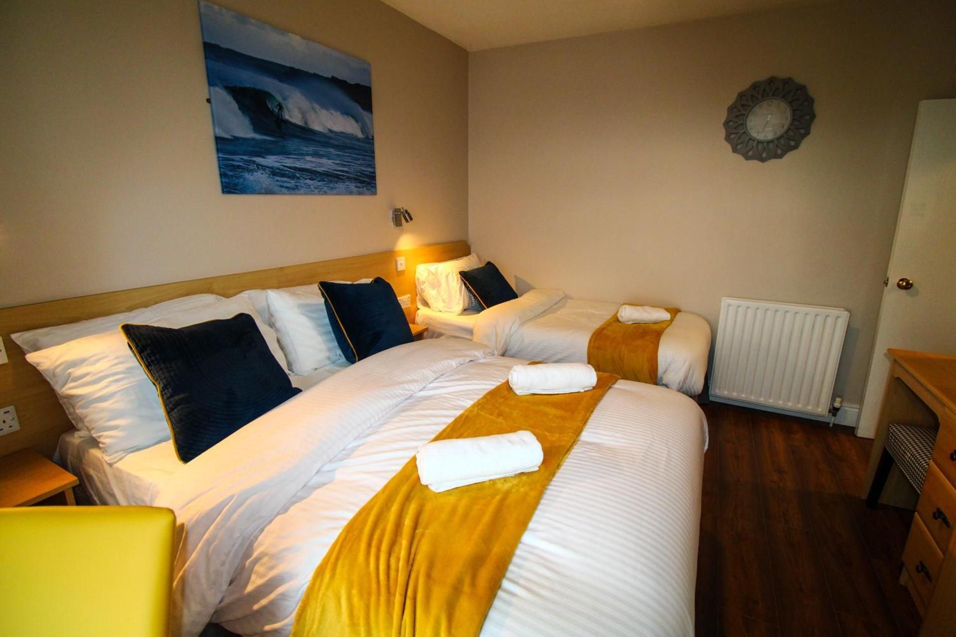 Triple Room with Shower