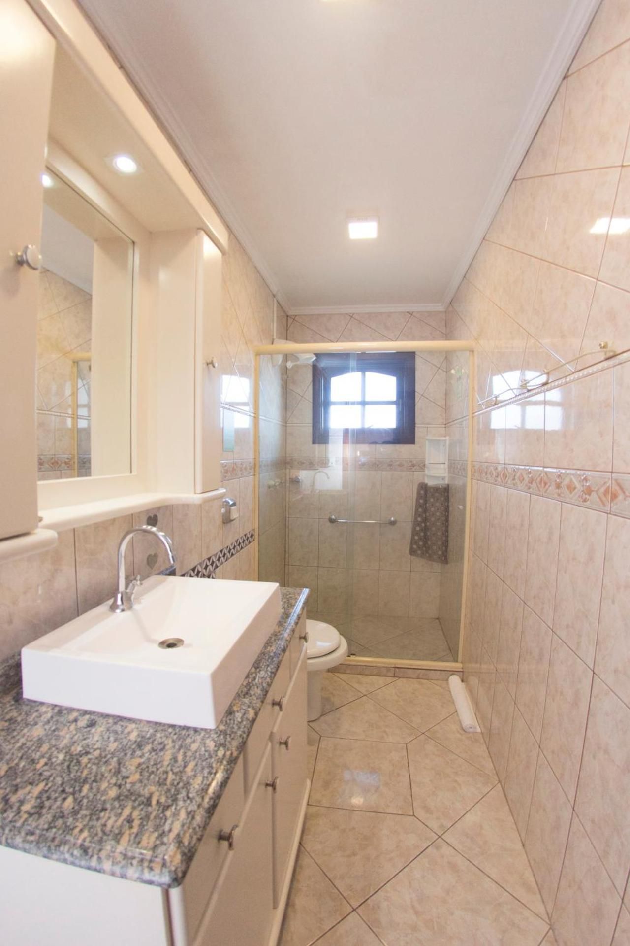 Queen Suite