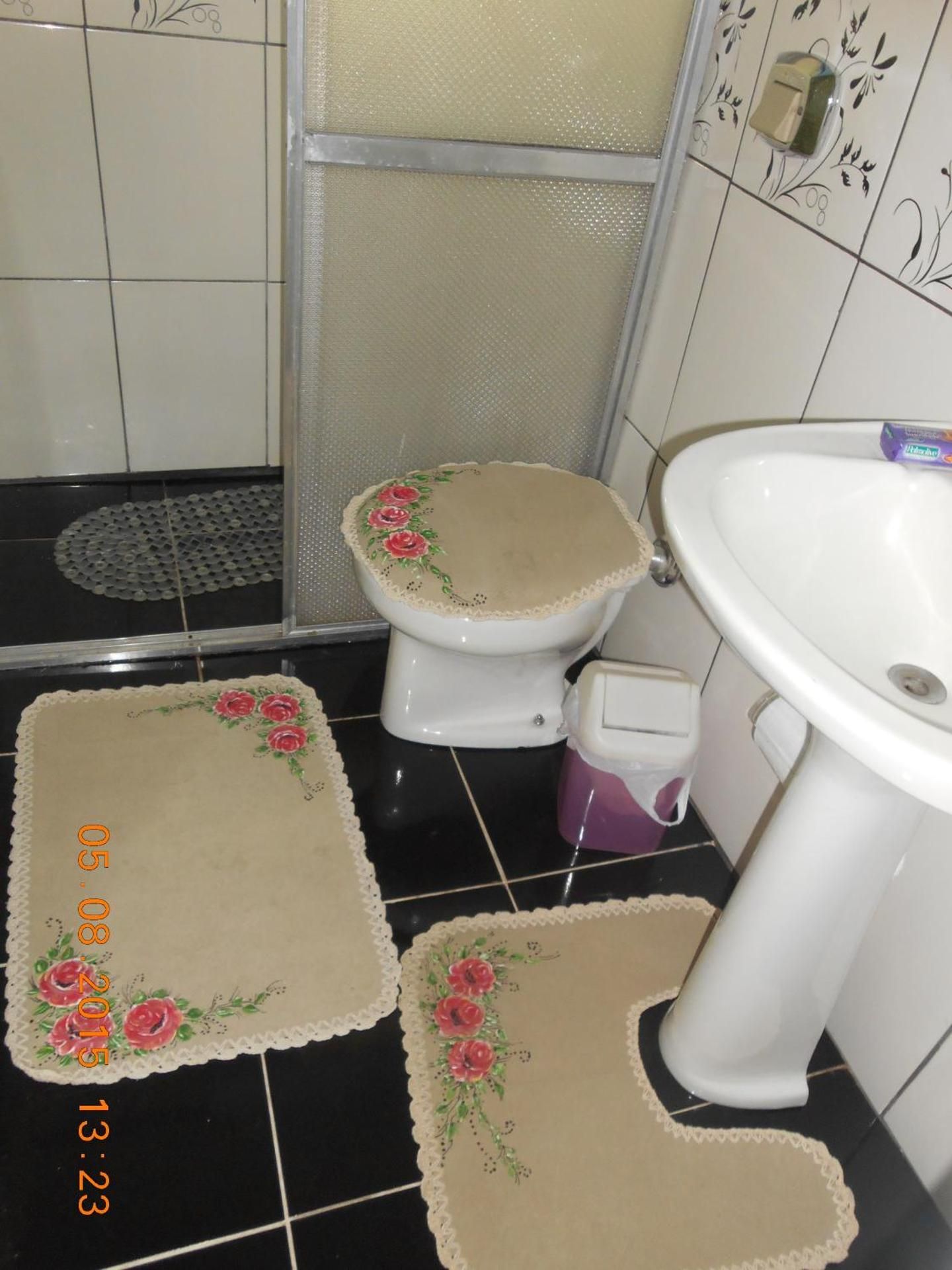 Basic Triple Room with Shared Bathroom