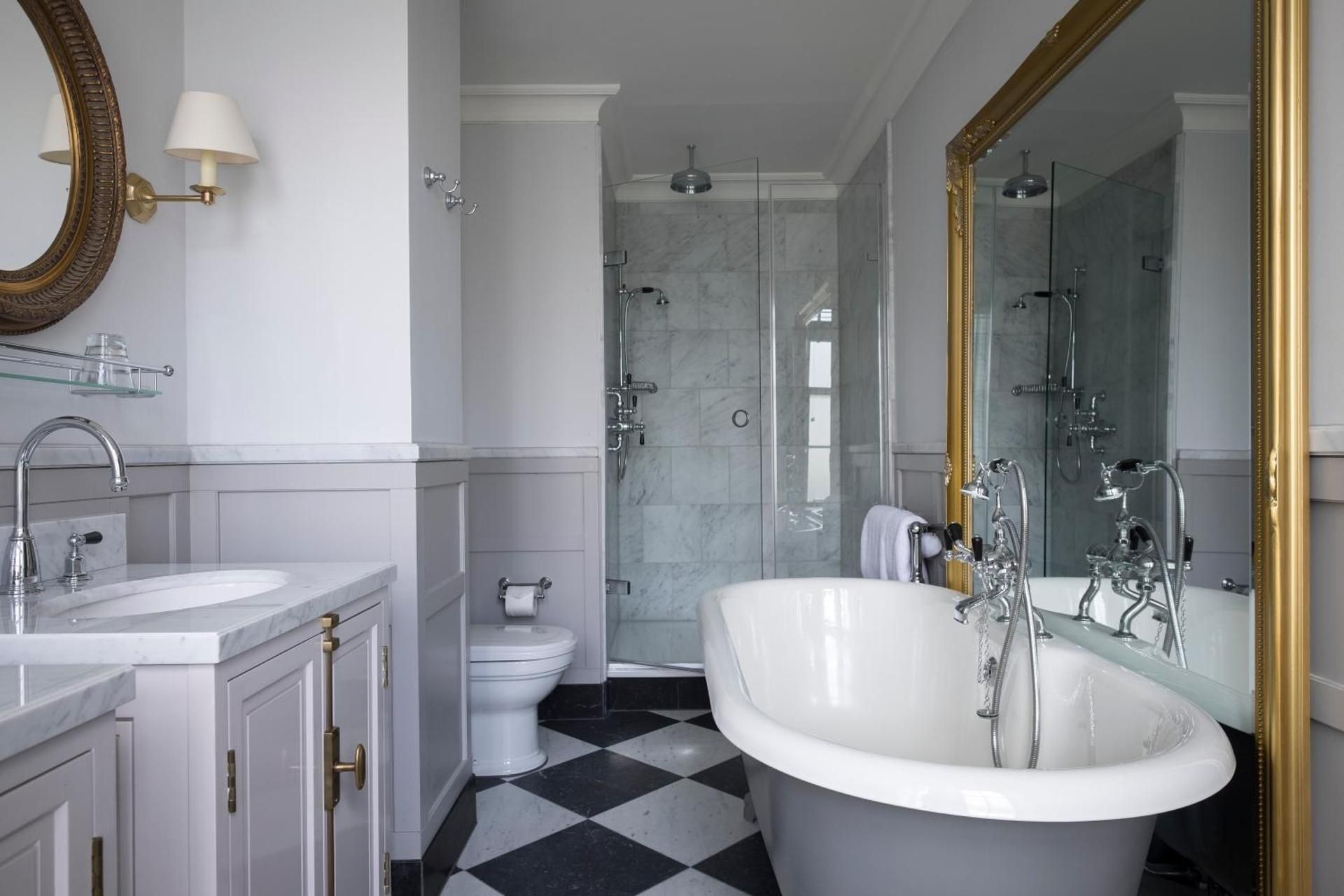 Luxury Twin room