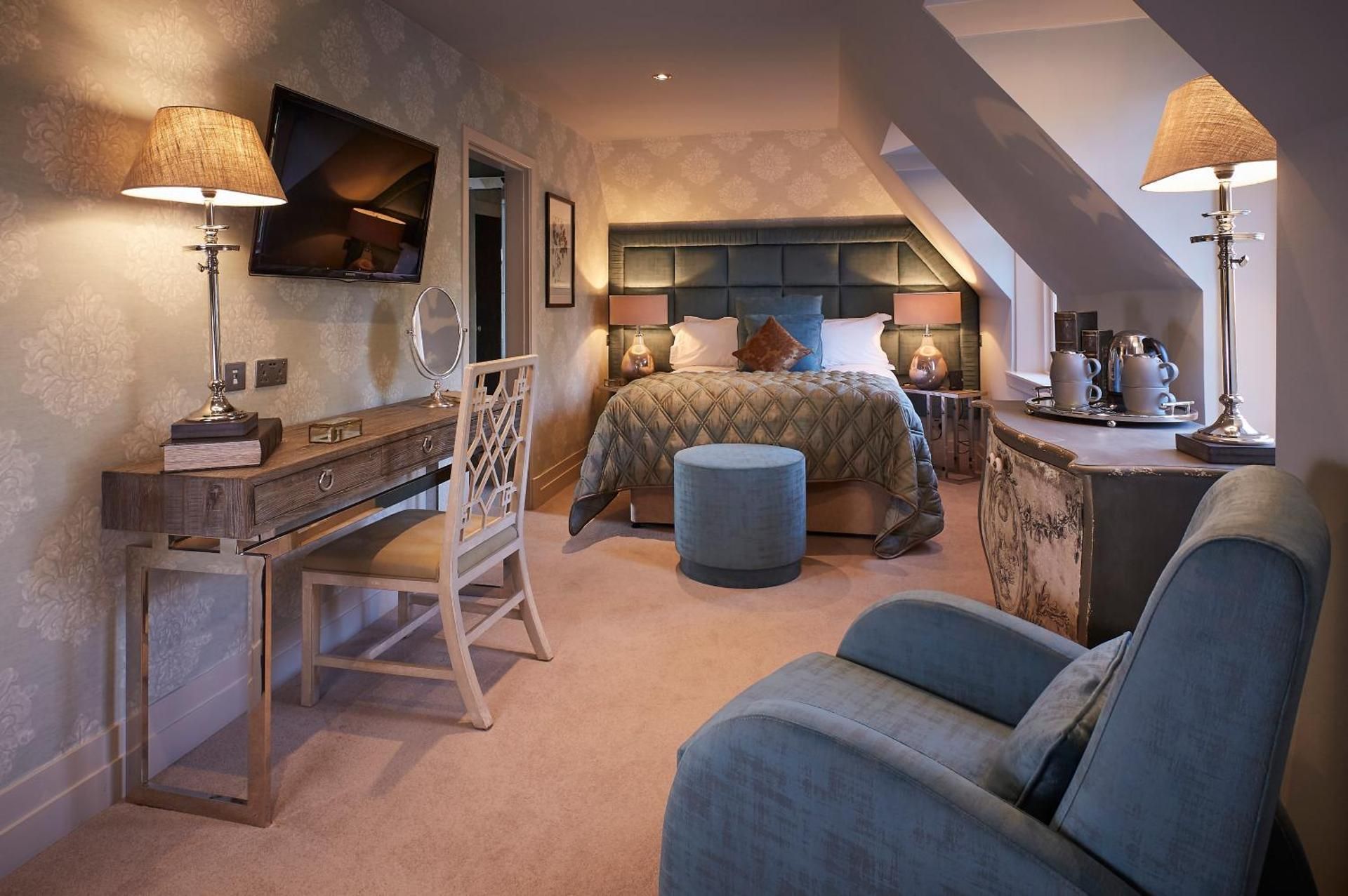 Deluxe Family Room
