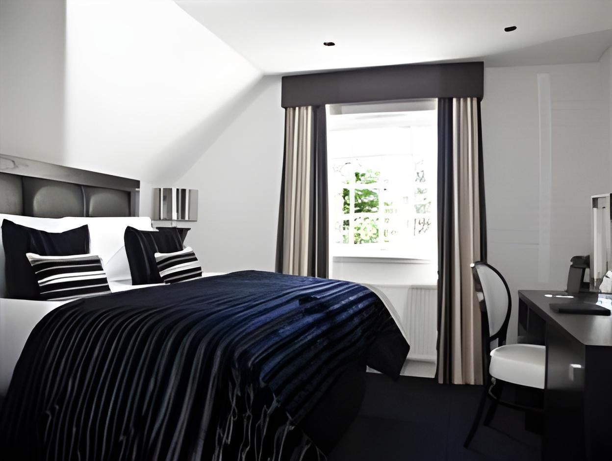 Classic Double Room
