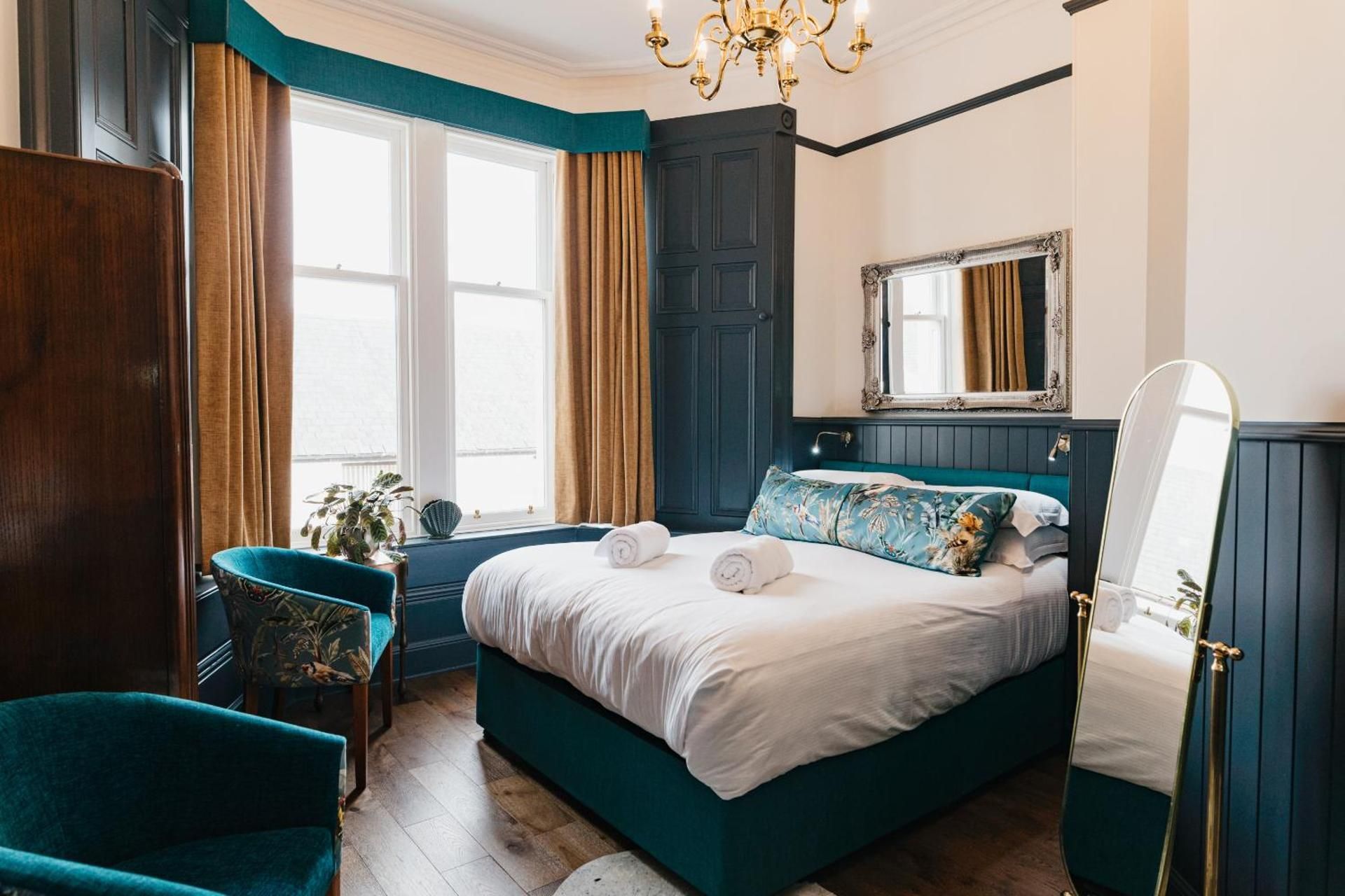 Coorie Inn Restaurant and Rooms King Room 2