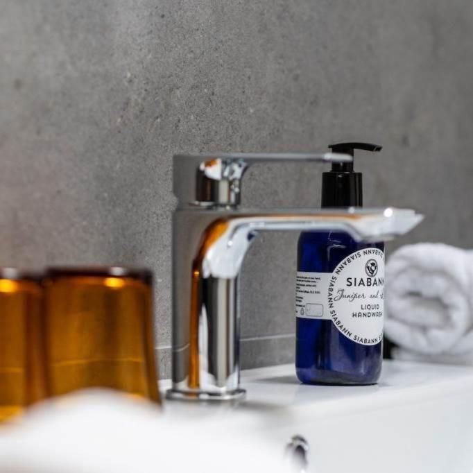 Ardeonaig Hotel & Restaurant Large Twin Room 2