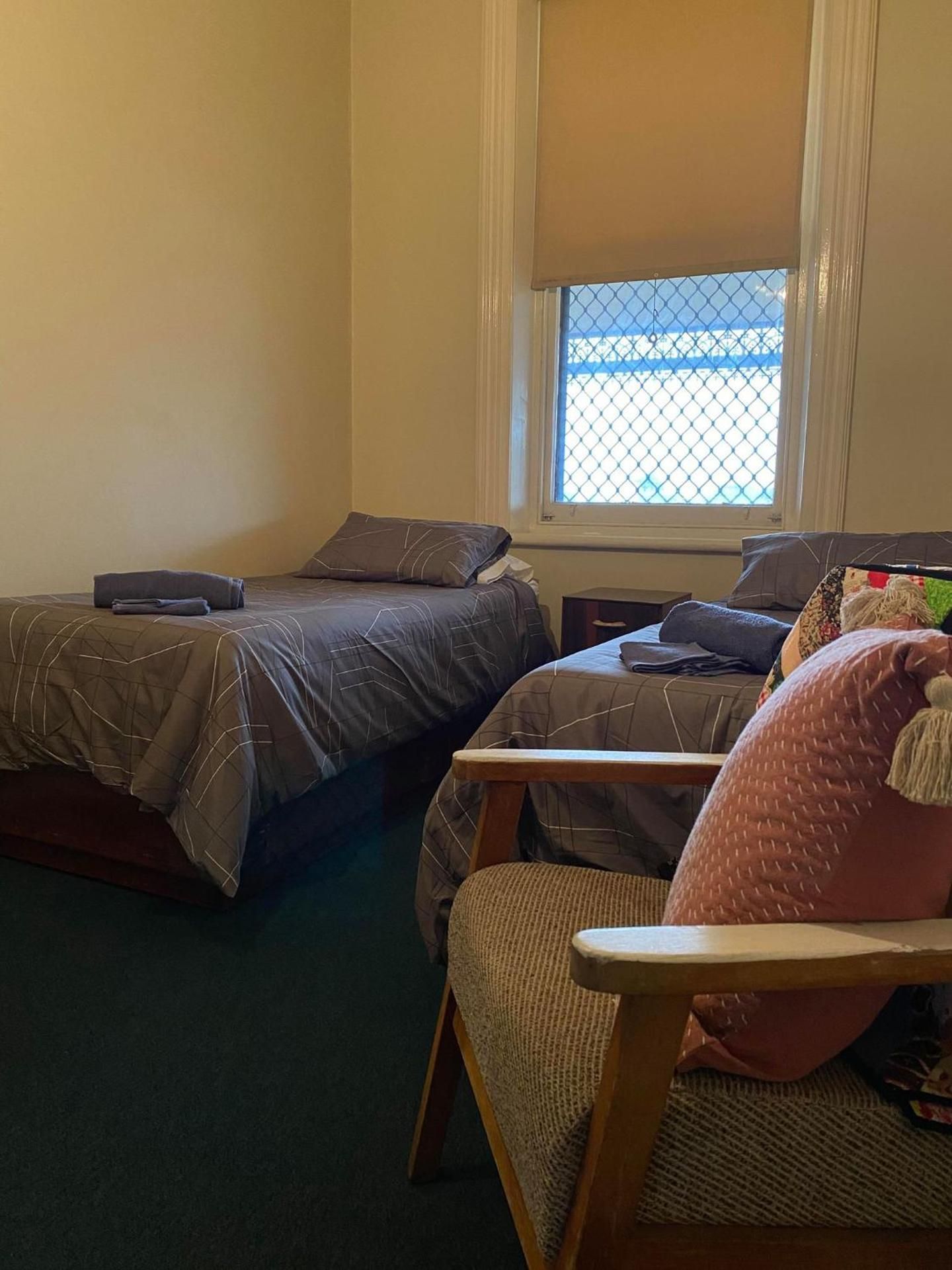 Standard Twin Room