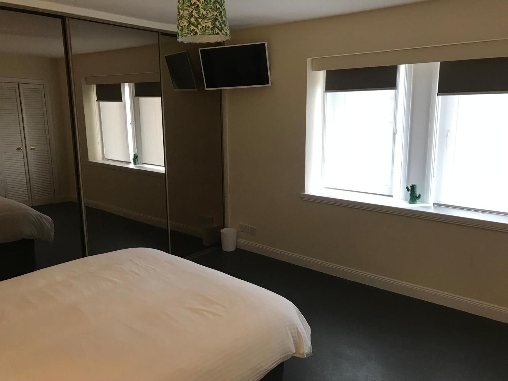 Geise Farm Services Four-Bedroom House 2