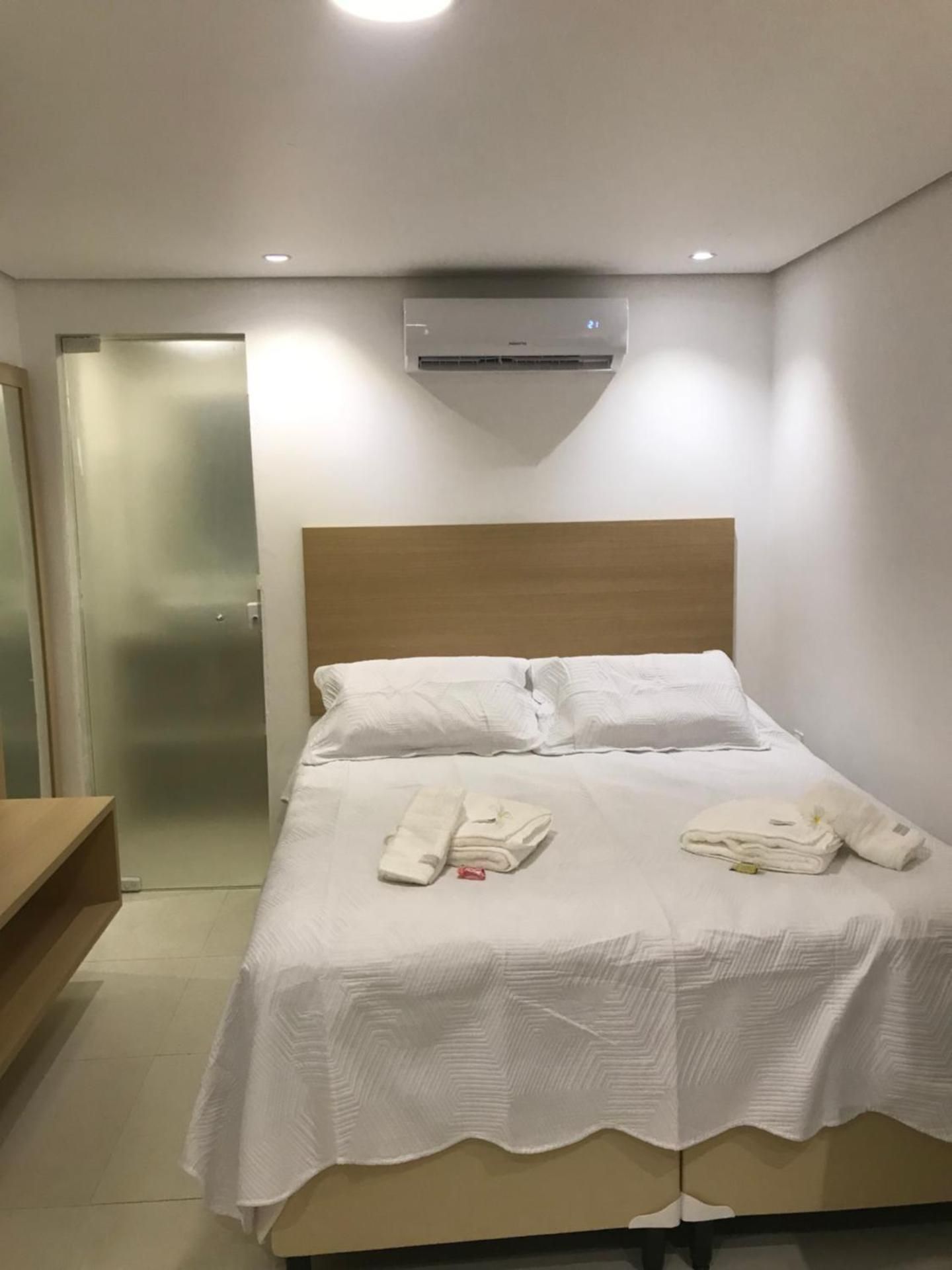 Deluxe Queen Suite